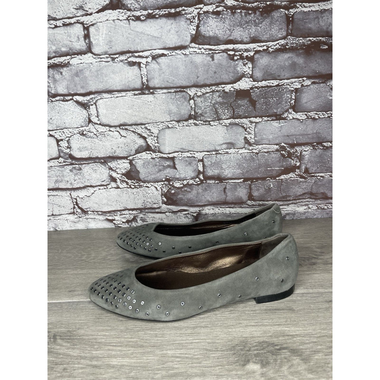 AGLINI AGL Grommet Gray Suede Leather Studded Pointed Toe Flats Wom Size US 7.5 / IT 37.5 - 16 Thumbnail