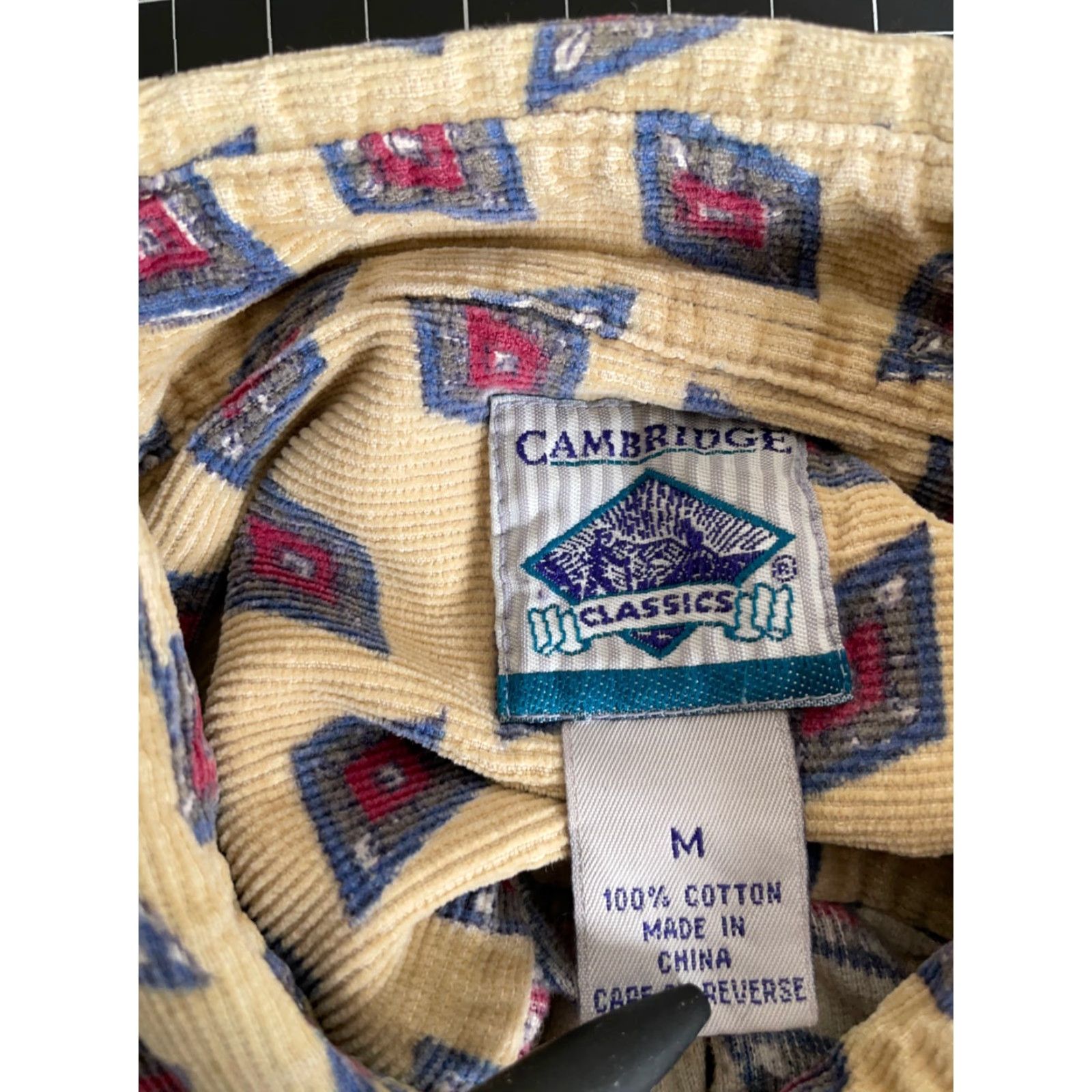 Etro VINTAGE Cambridge Classics Mens Button-Up Shirt Adult Medium Corduroy Geometric Diamond Pattern 90s Preppy Retro Beige Size US M / EU 48-50 / 2 - 3 Thumbnail