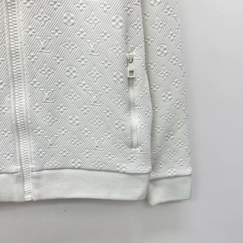 Louis Vuitton Louis Vuitton 22 Long Sleeve Jacket with White Embossed Lo Size US M / EU 48-50 / 2 - 4 Thumbnail