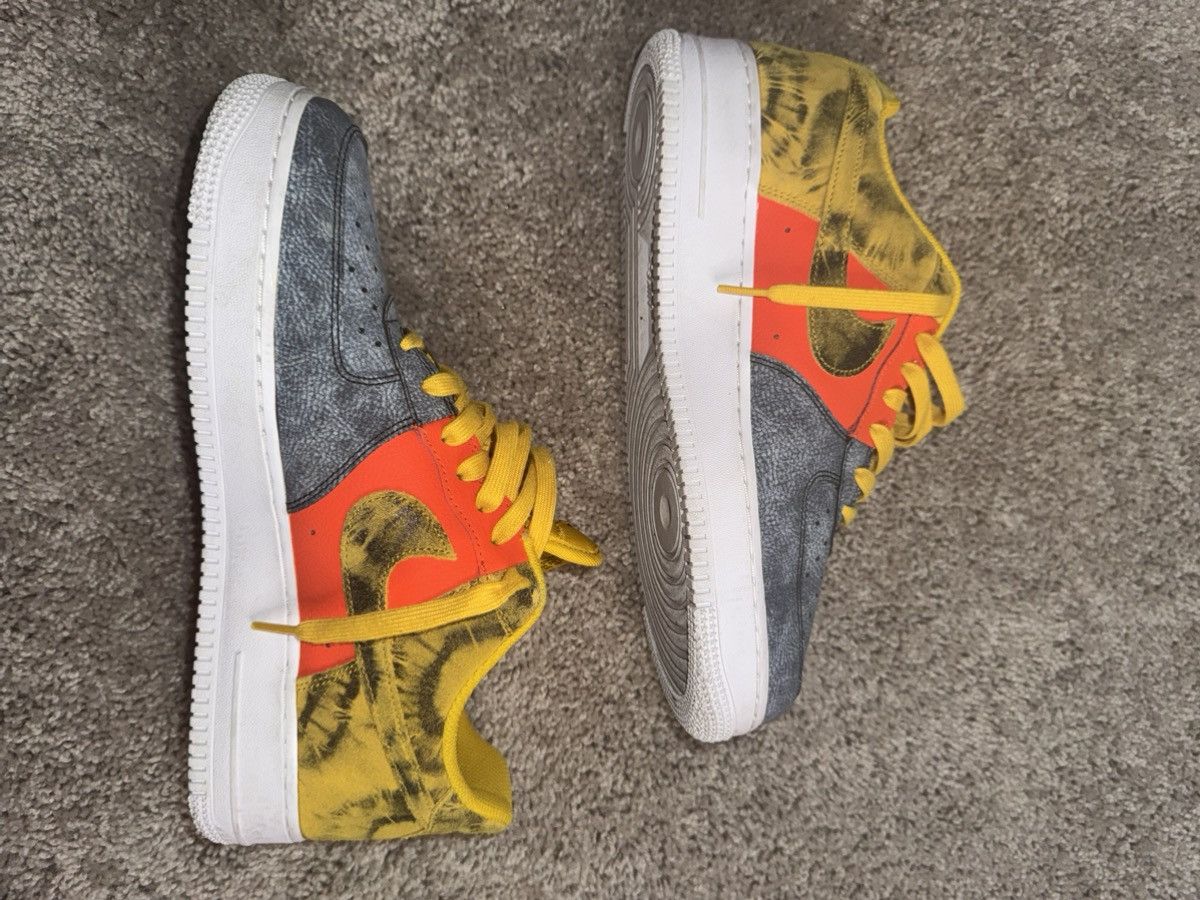 Nike Nike Air Force 1 Low Tie Dye Dark Sulphur Size US 10.5 / EU 43-44 - 9 Thumbnail