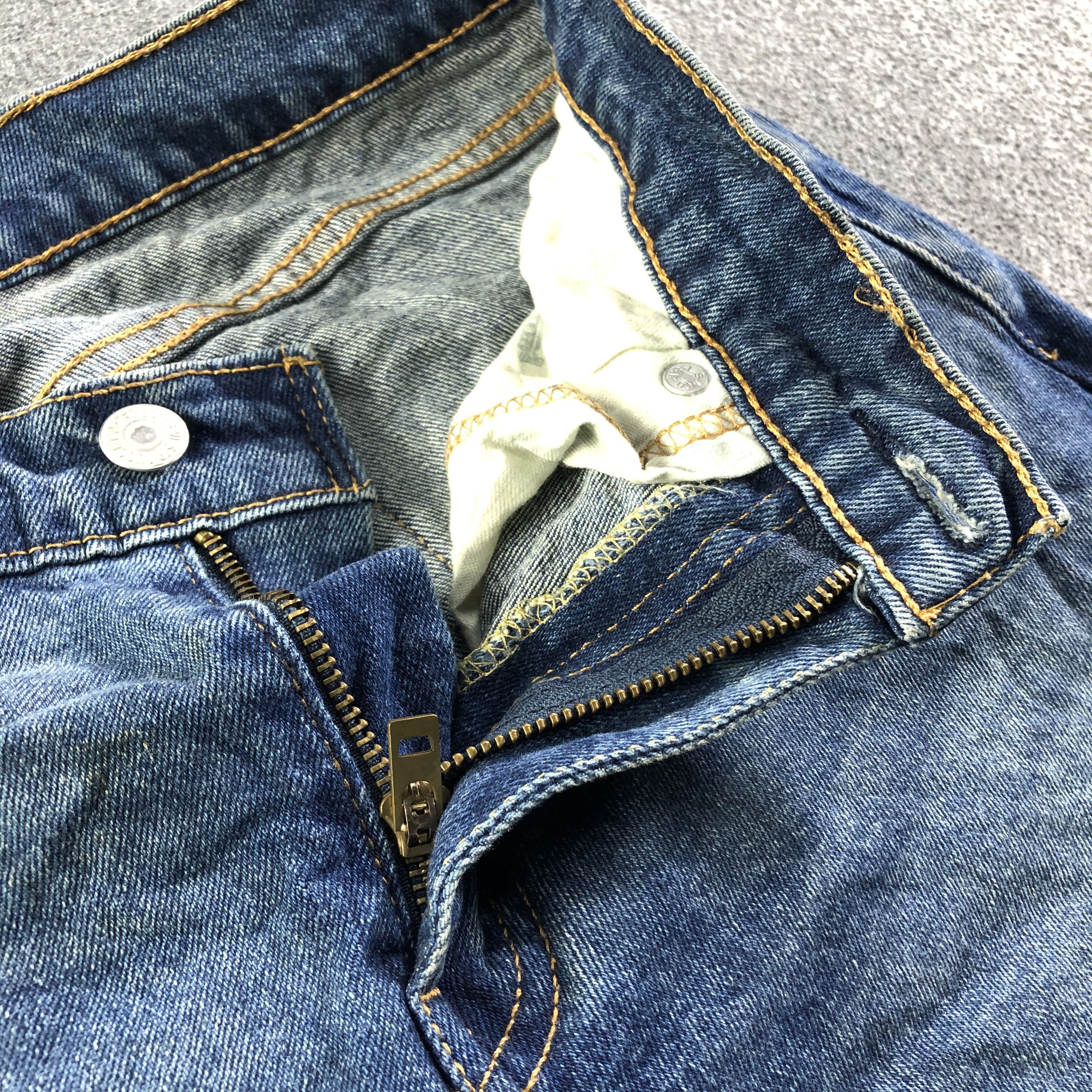 Levi's Vintage Blue Wash Levis 514 Jeans-J4097 Size US 28 / EU 44 - 7 Thumbnail