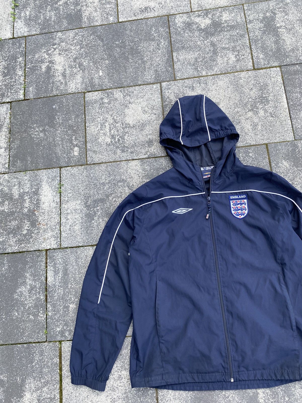 Umbro × Vintage Umbro England Vintage Light Jacket Size US L / EU 52-54 / 3 - 4 Thumbnail