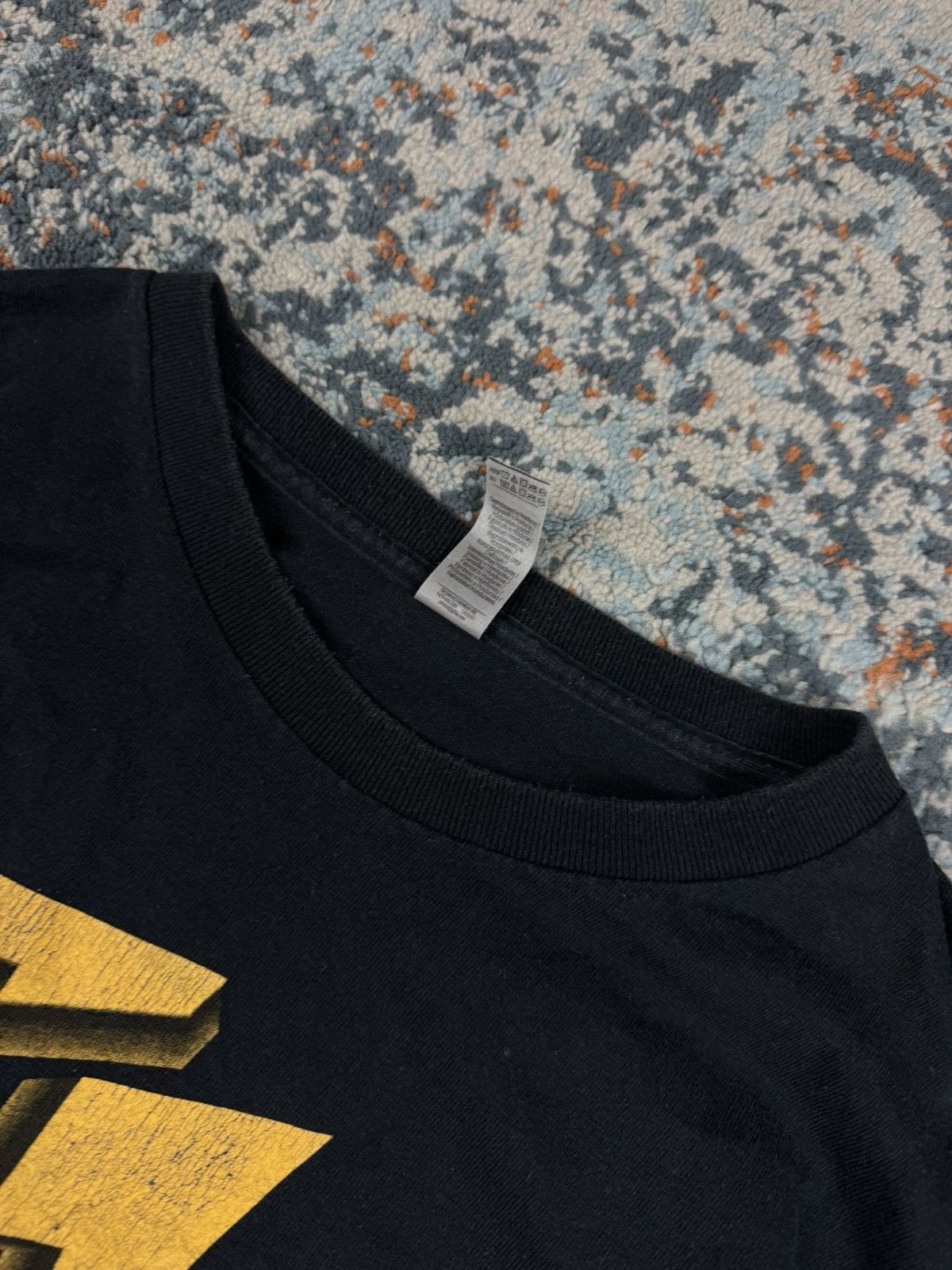 Vintage Vintage Y2K Berlin brandenburg graffiti graphic hip hop tee Size US XL / EU 56 / 4 - 6 Thumbnail