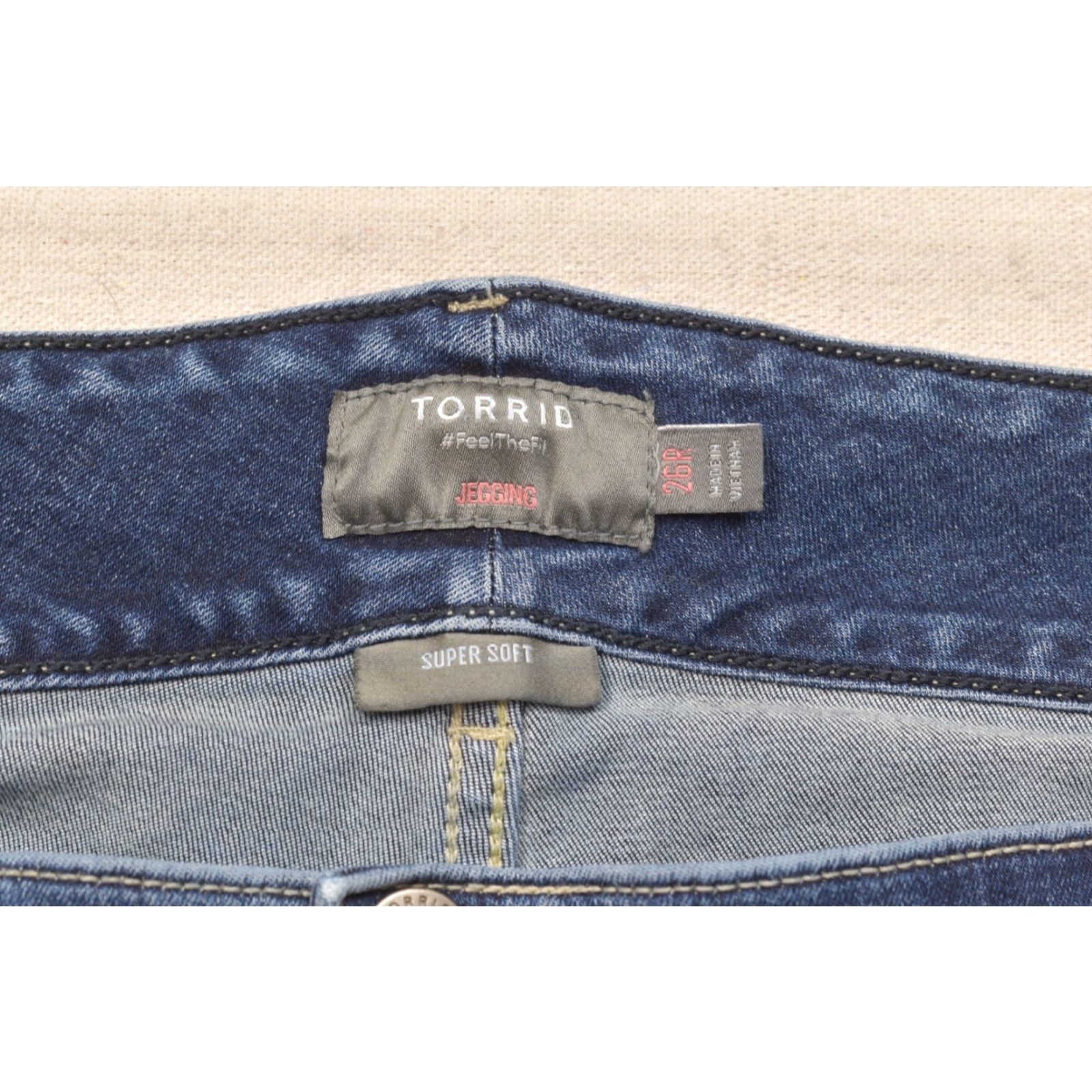 Torrid Torrid Jeans Jegging 26R Denim Dark Wash High Rise 3-Button Fly Women 5-Pocket Stretch Size 26" / US 2 / IT 38 - 6 Thumbnail