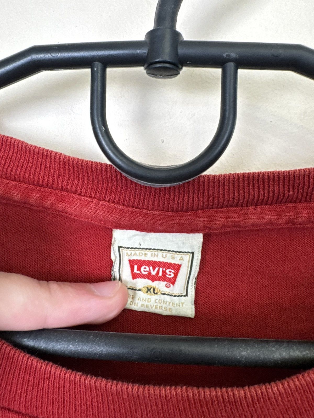 Levi's Vintage Levis T shirt Red Tab Red XL Streetwear Size US L / EU 52-54 / 3 - 17 Thumbnail