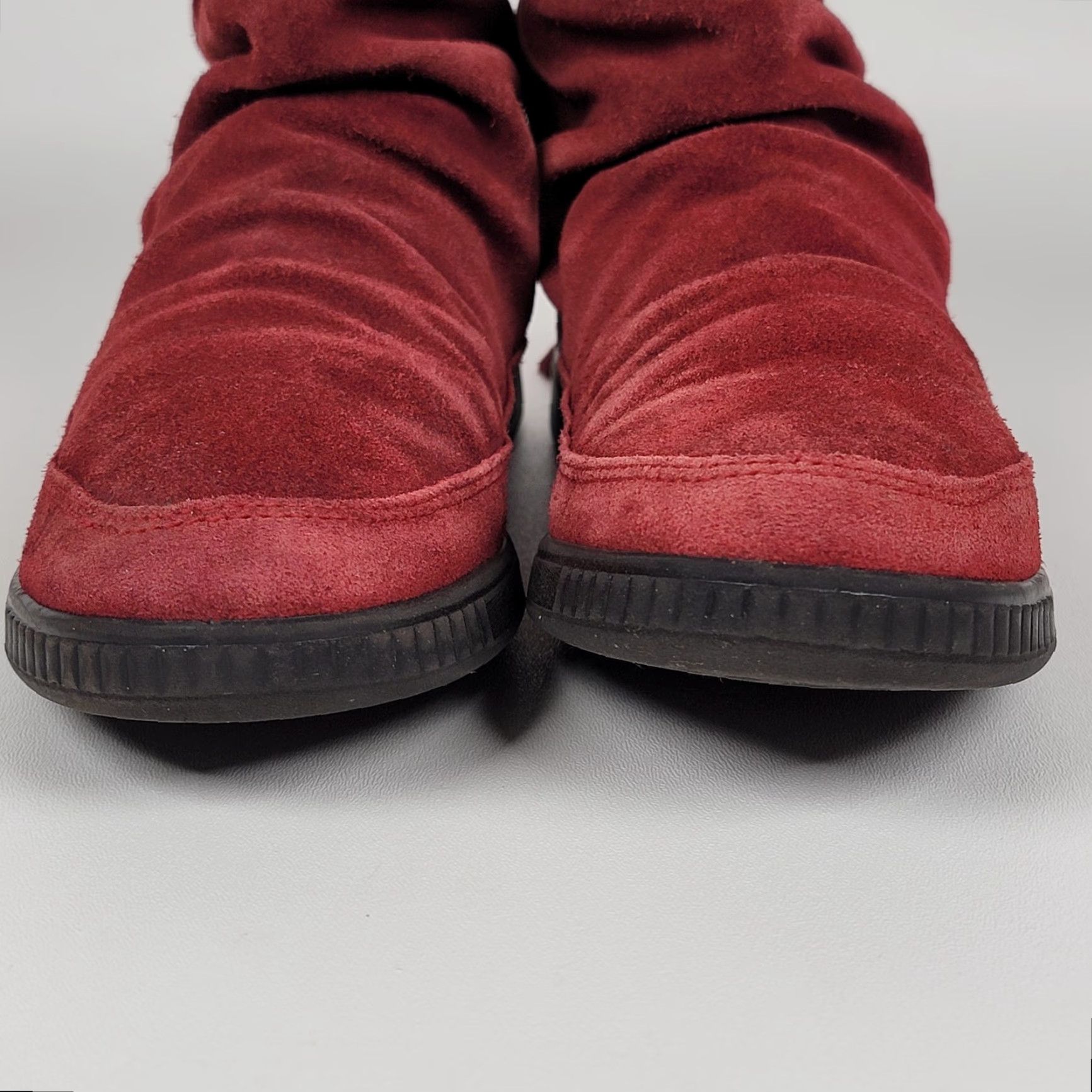 Vintage MINT Hotter Pixie Red Suede Fur Lined Ankle Boots US 8.5 EUR 40 Womens Casual Pull On 1" Heel Red Suede Fur Lined Ankle Boots Size US 9 / IT 39 - 3 Thumbnail