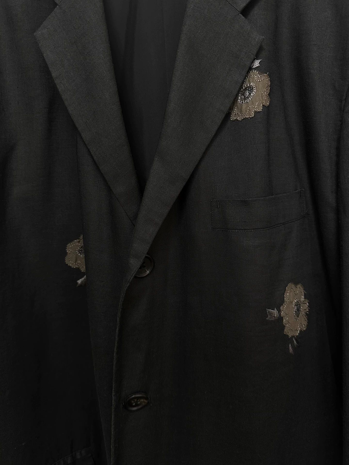Yohji Yamamoto Yohji Yamamoto 98ss Black Linen Flower Embrd Jkt Size US M / EU 48-50 / 2 - 6 Thumbnail