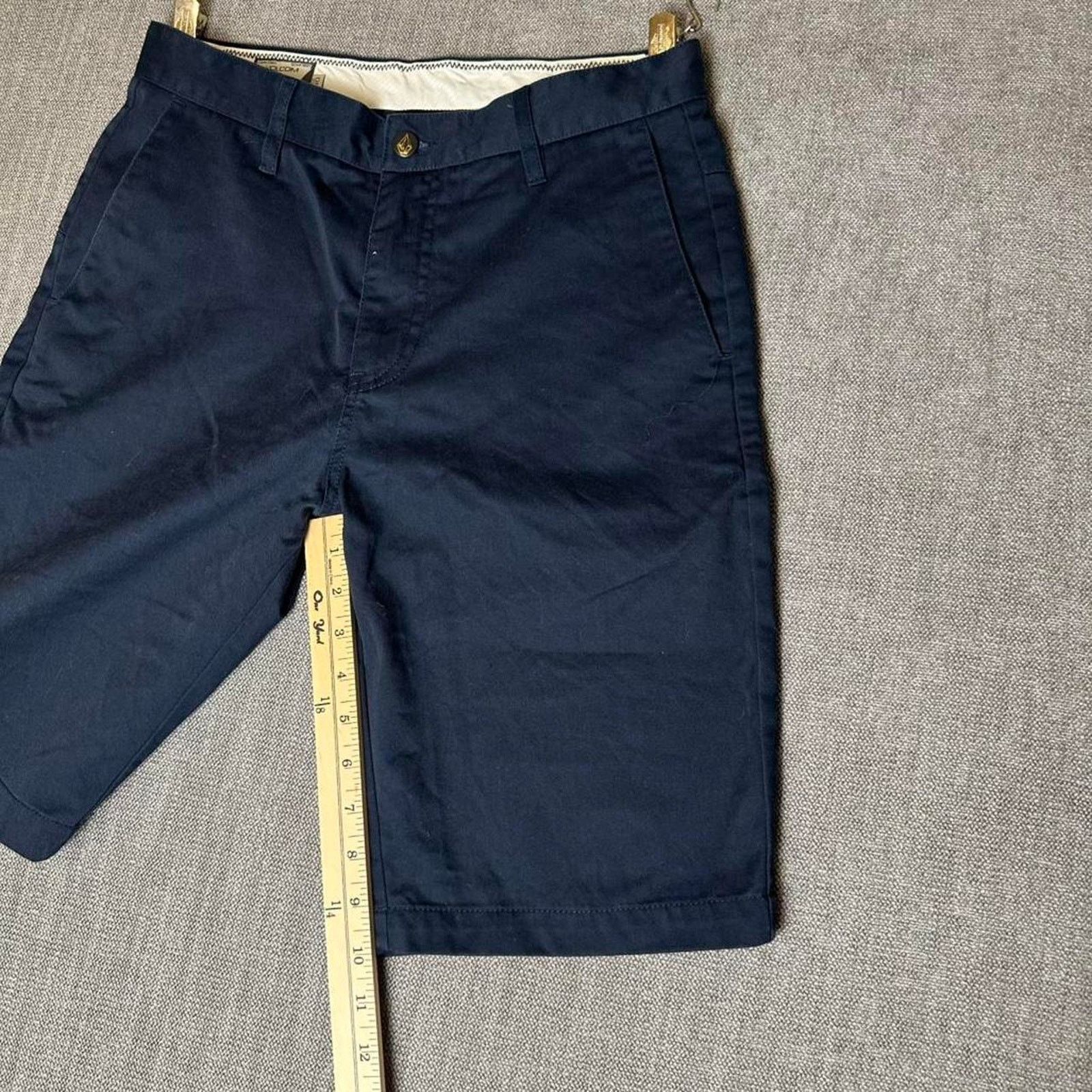 Volcom Volcom navy shorts skater fit Size US 30 / EU 46 - 5 Thumbnail