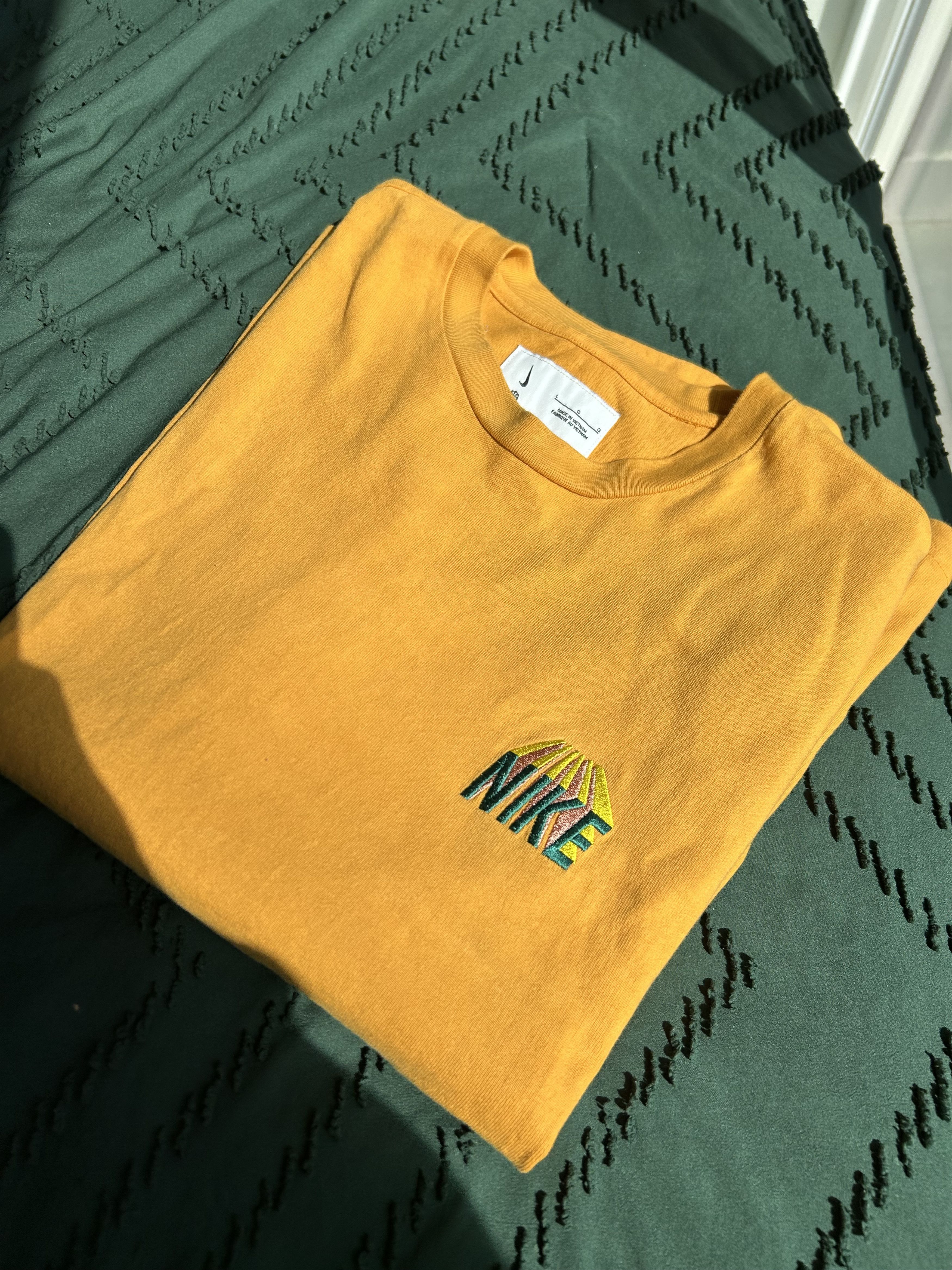Nike Nike Graphic T-shirt Size US L / EU 52-54 / 3 - 2 Thumbnail