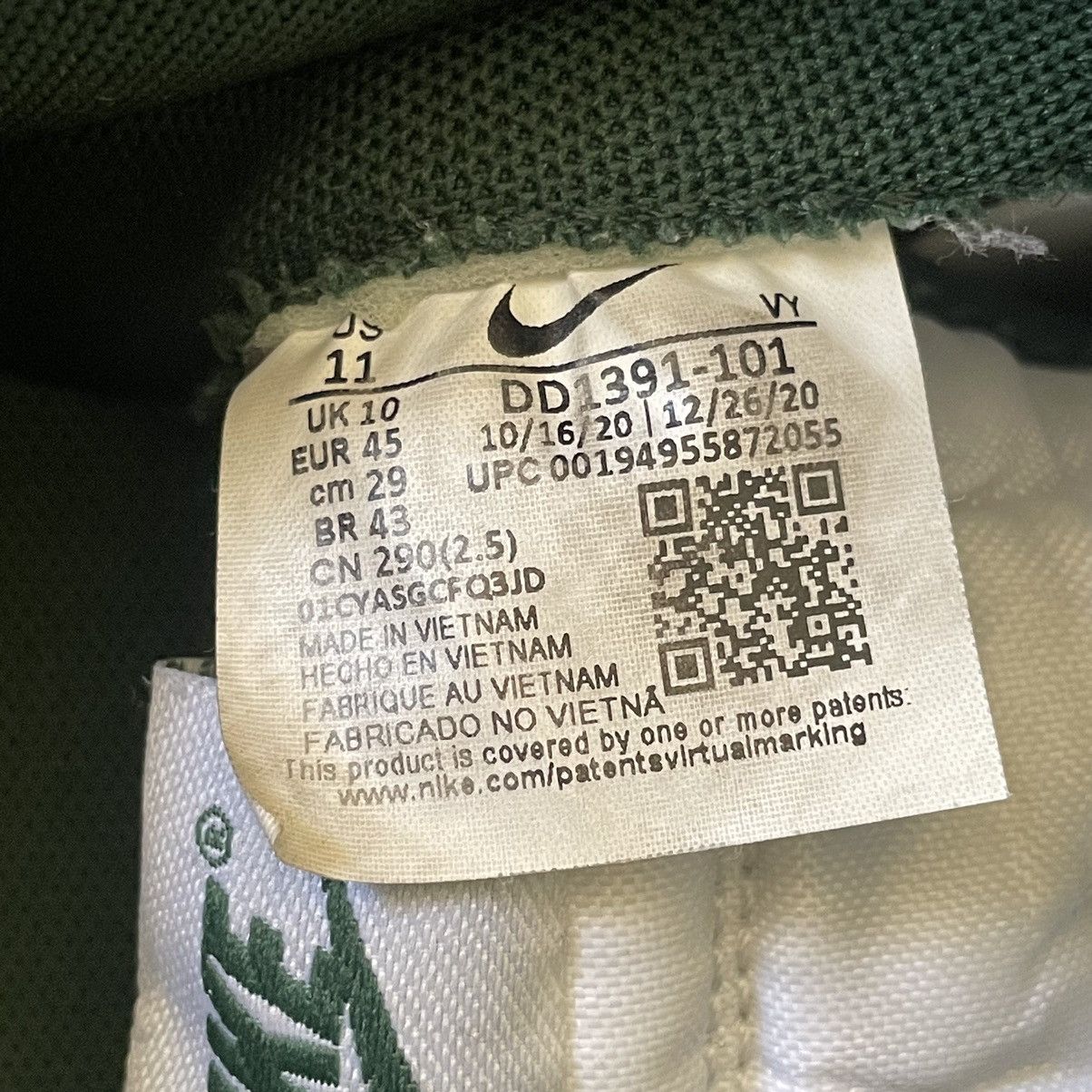 Nike Nike Dunk Low 'Michigan State' Size US 11 / EU 44 - 10 Thumbnail