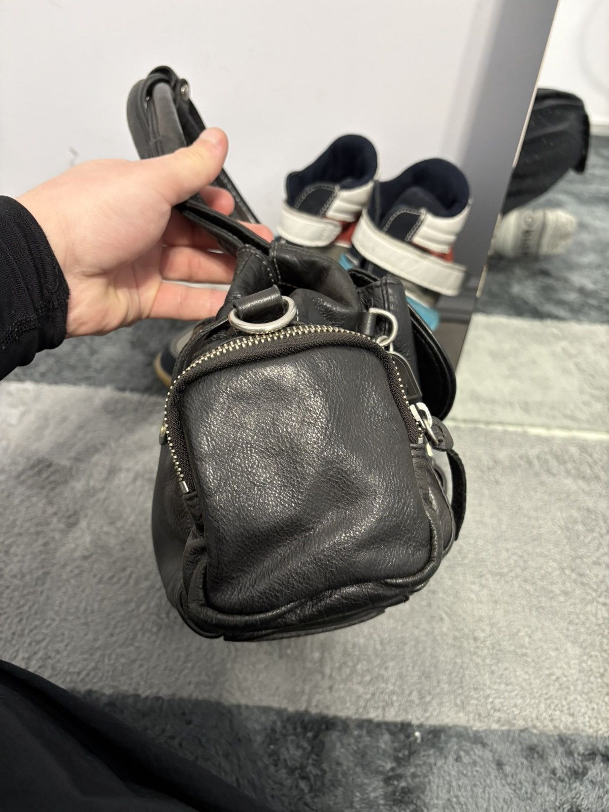 Juicy Couture Vintage Real Leather Balenciaga Style Y2K Bag Size ONE SIZE - 4 Thumbnail