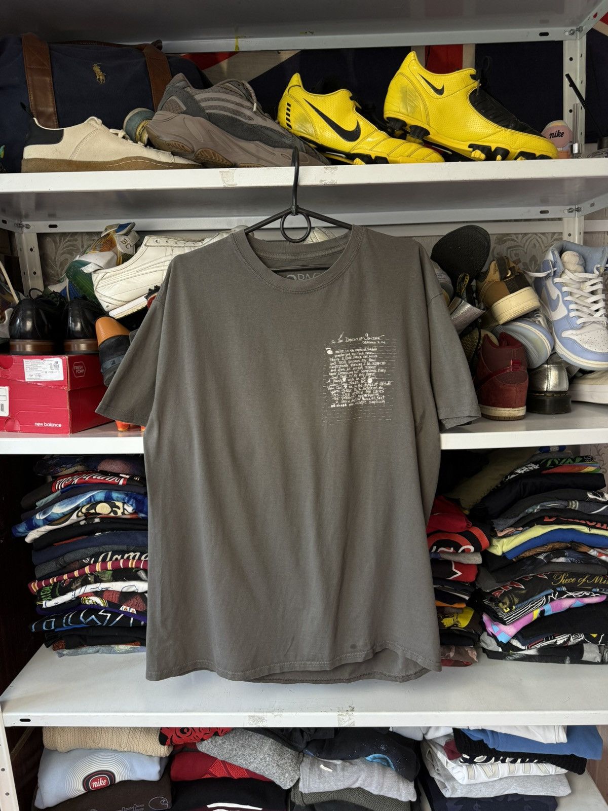 Band Tees Rare Mens 2Pac Vintage T-Shirt Size S Y2K Size US S / EU 44-46 / 1 - 2 Thumbnail