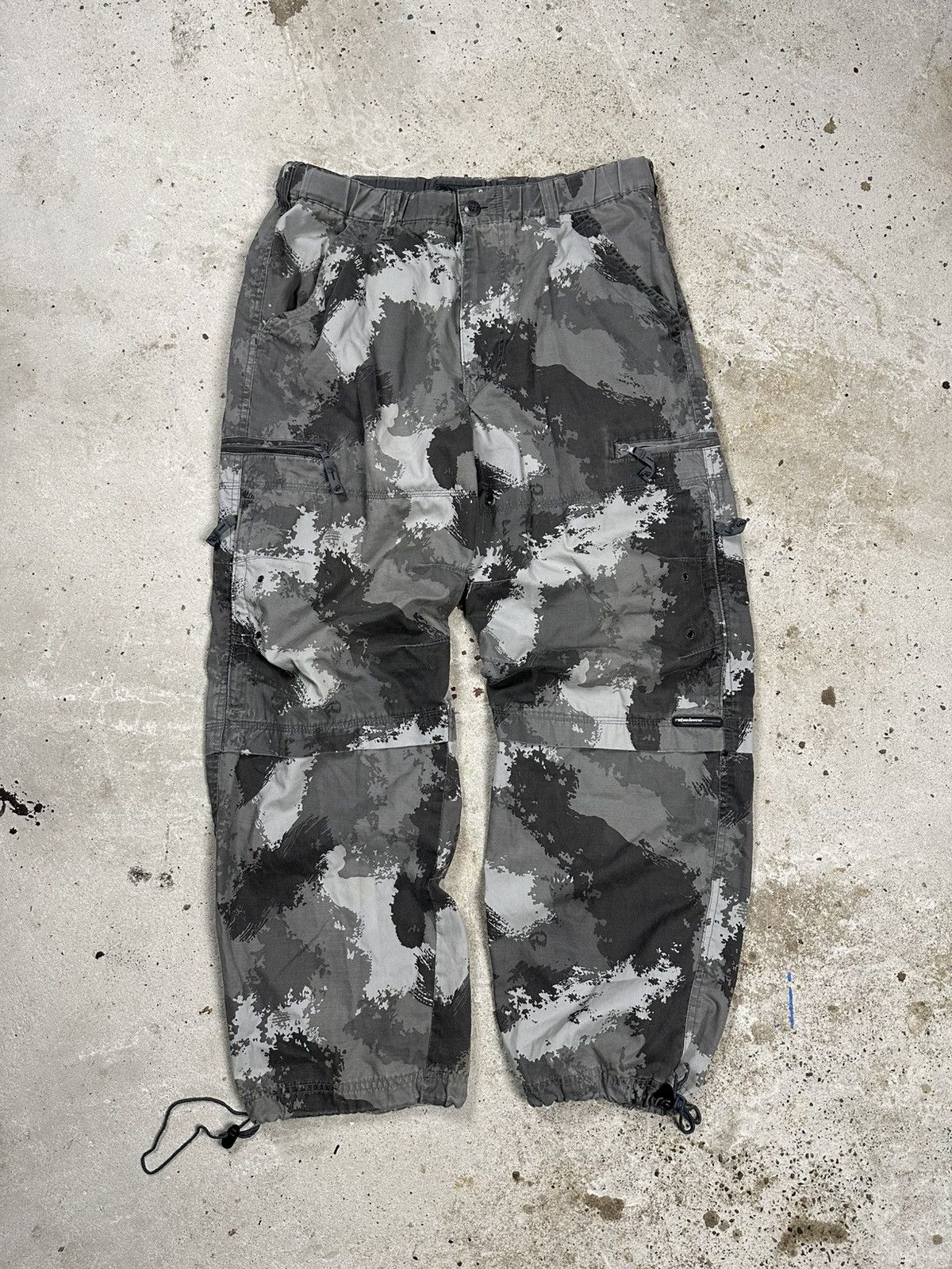 Japanese Brand Raton Laveur Japanese Gray Camo Baggy Cargo Pants Size US 32 / EU 48 - 1 Thumbnail