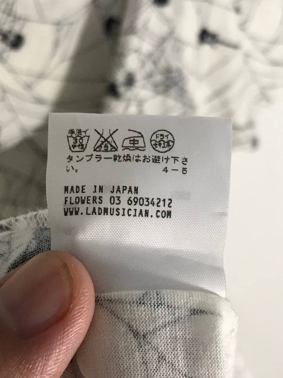 Lad Musician Lad Musician fullprint spiderweb Size US M / EU 48-50 / 2 - 10 Thumbnail