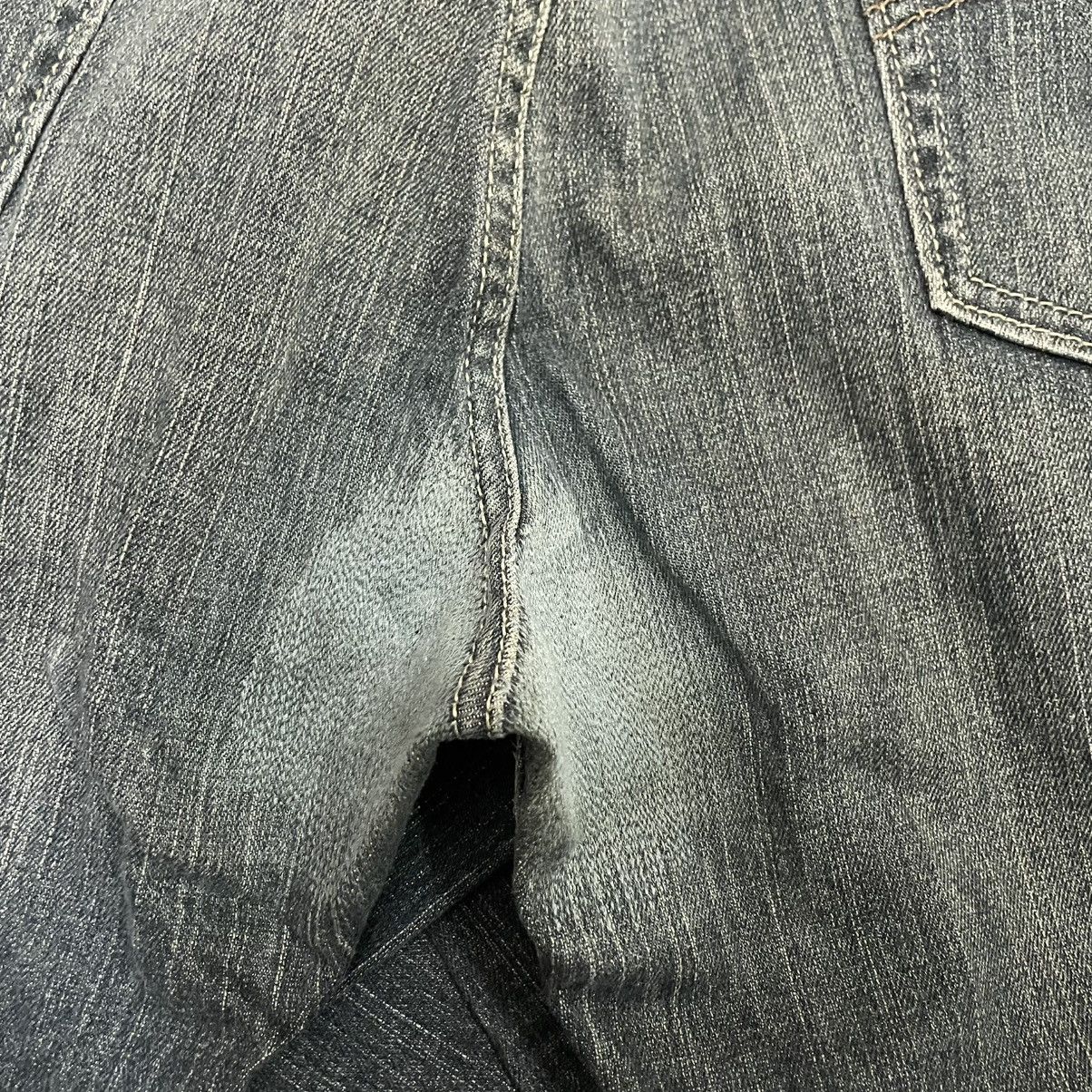 Levi's Vintage Clothing 🔥Vintage Levis 505 Stoned Washed Distress Denim Jeans Size US 37 - 8 Thumbnail