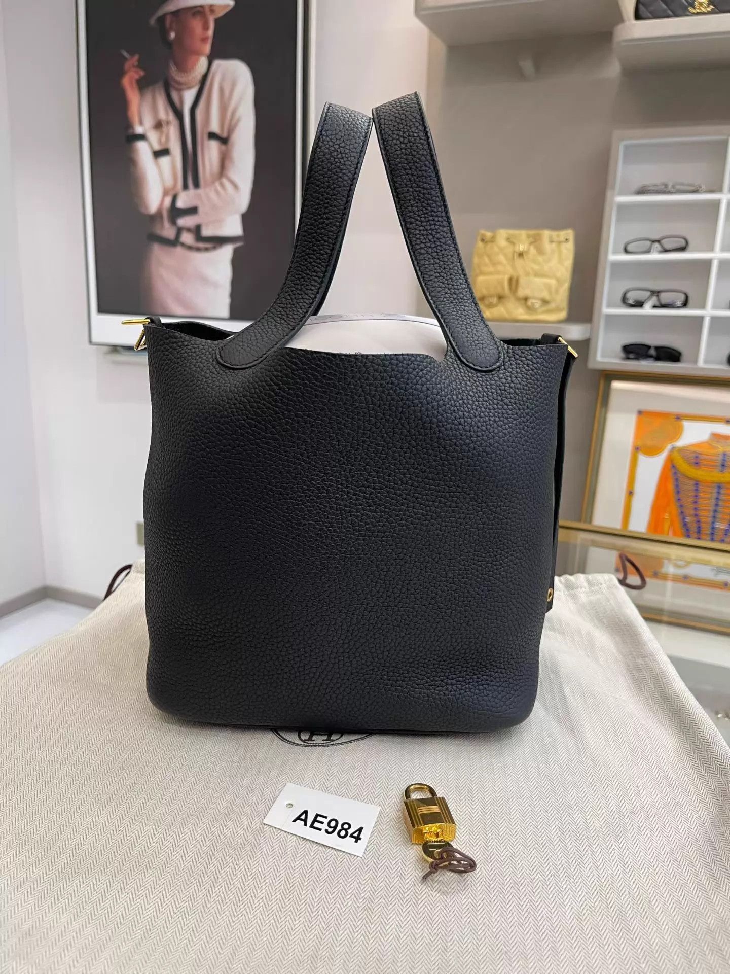 Hermes Hermès Picotin 22 Black & Gold Y Mint Dust Bag Lock Key Size ONE SIZE - 3 Thumbnail