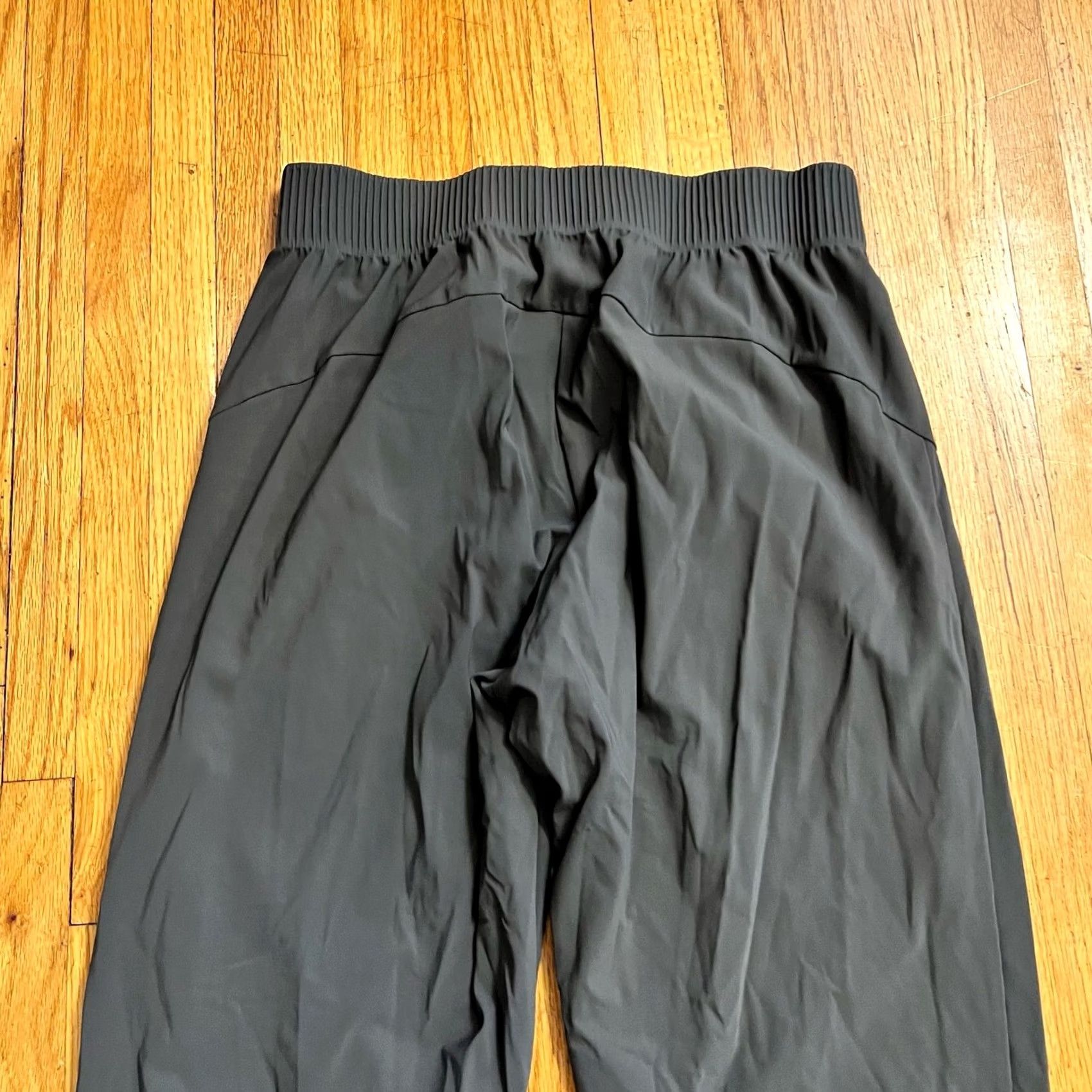Athleta VINTAGE? Astral Joggers Women S Gray Gren Elastic Waist Zip Pockets Athleta Cosmic Joggers Womens Small Gray Gren Elastic Waist Zip Pockets Size 28" / US 6 / IT 42 - 4 Thumbnail
