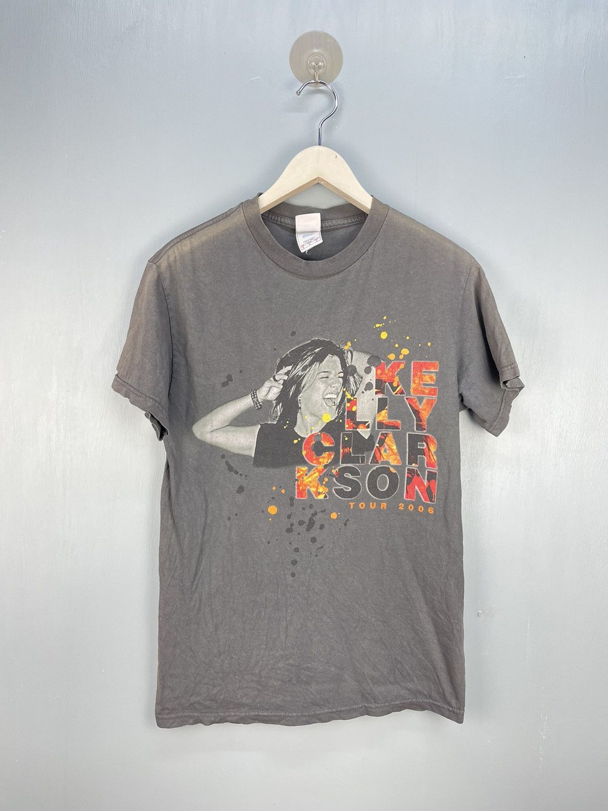 Band Tees Vintage Y2K Kelly Clarkson tour 2006 t shirt Size US S / EU 44-46 / 1 - 1 Thumbnail