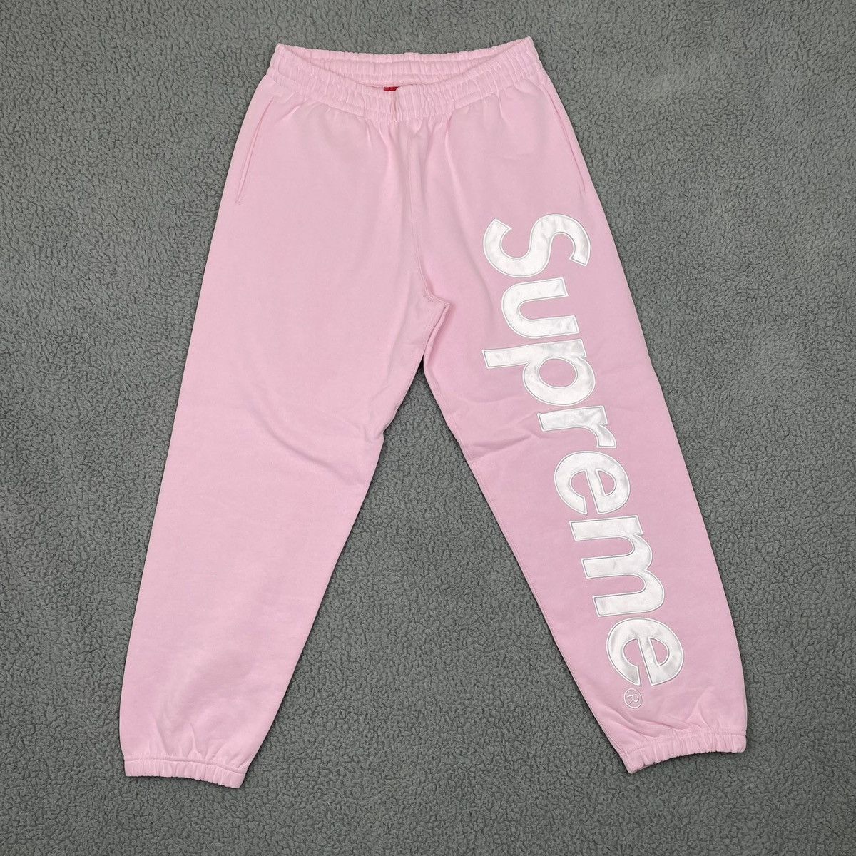 Supreme Supreme Satin Appliqué Sweatpants Light Pink Sz Small Size US S / EU 44-46 / 1 - 2 Thumbnail