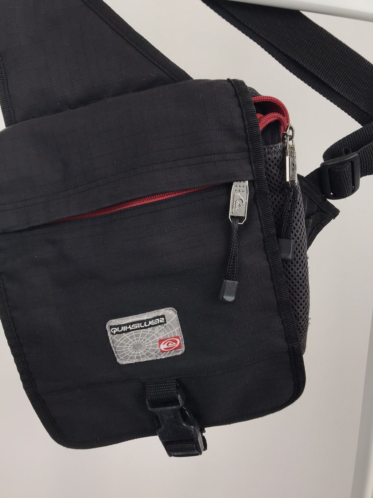 Quiksilver × Vintage Vintage Quiksilver Sling Shoulder Bag Y2K Size ONE SIZE - 2 Thumbnail