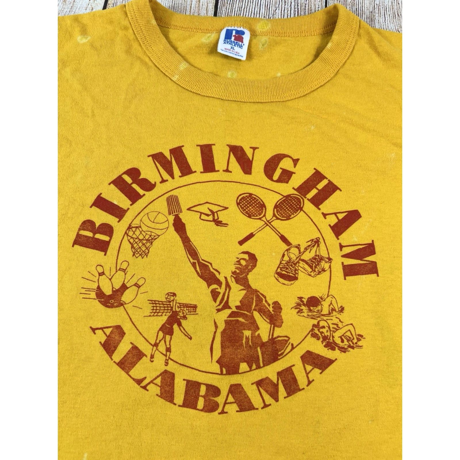 Russell Athletic VINTAGE Russell Athletic T-Shirt Birmingham Alabama Yellow XL Men 90s Graphic Print Short Sleeve Regular Size XL Size US XL / EU 56 / 4 - 5 Thumbnail
