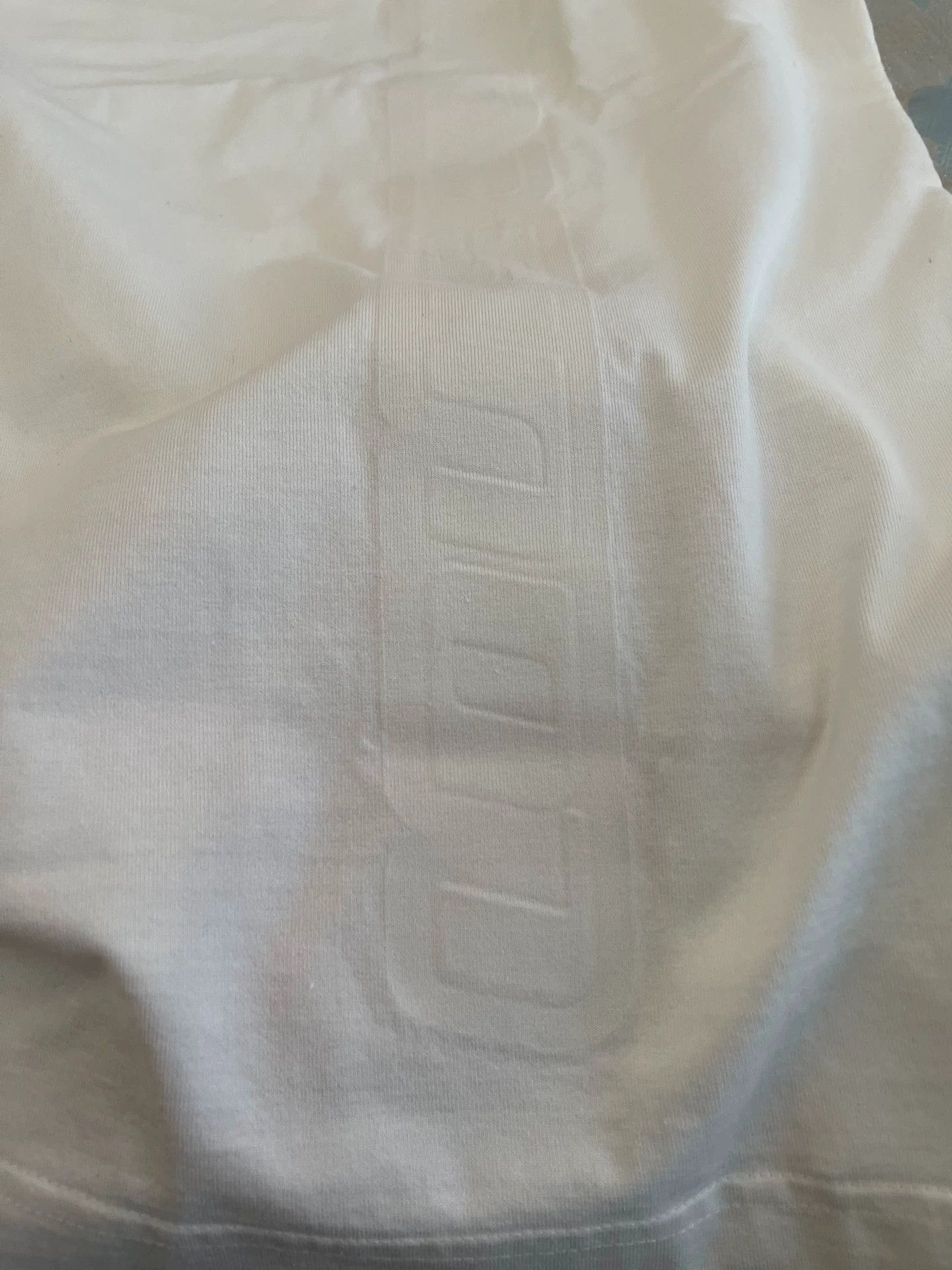 Louis Vuitton LV Classic White Short-sleeve T M Oversized 3D Logo Size US M / EU 48-50 / 2 - 8 Thumbnail