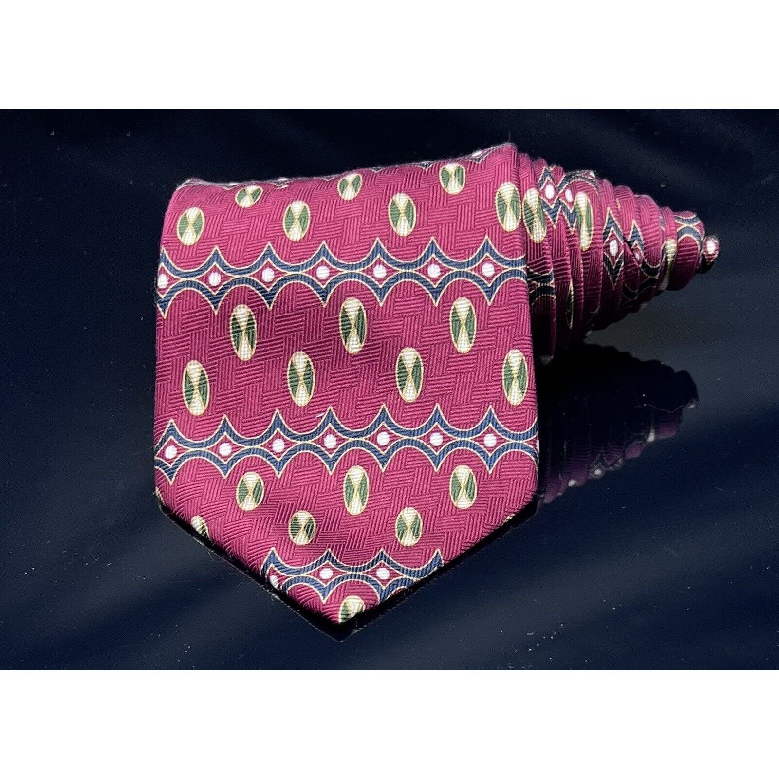 Bill Blass NEO Bill Blass Maroon All Silk Tie with Gold Grephics Size ONE SIZE - 2 Thumbnail