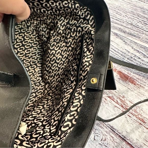 Marc Jacobs Marc Jacobs Black Saffiano Leather Luggage Tag Tote Bag Size ONE SIZE - 10 Thumbnail