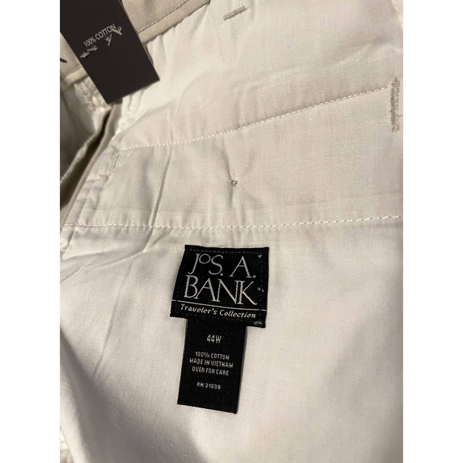 Jos. A. Bank Jos. A. Bank Traveler's Collection Shorts Men's 44 Pleated Front Khaki Beige Cotton New Size US 44 / EU 60 - 4 Thumbnail