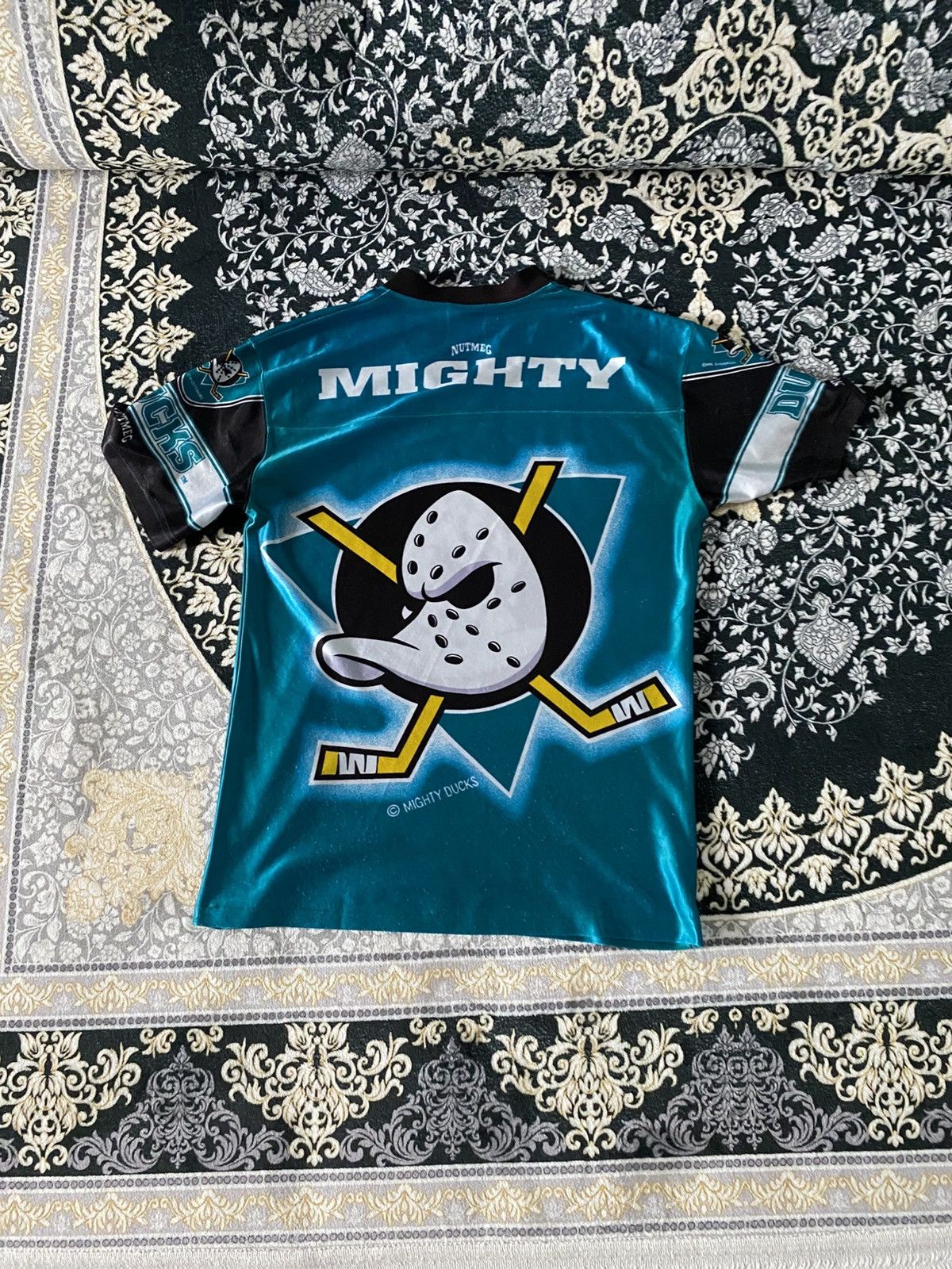Nutmeg 1990s THE MIGHTY DUCKS VERY RARE OG NHL JERSEY SHIRT Size US M / EU 48-50 / 2 - 5 Thumbnail