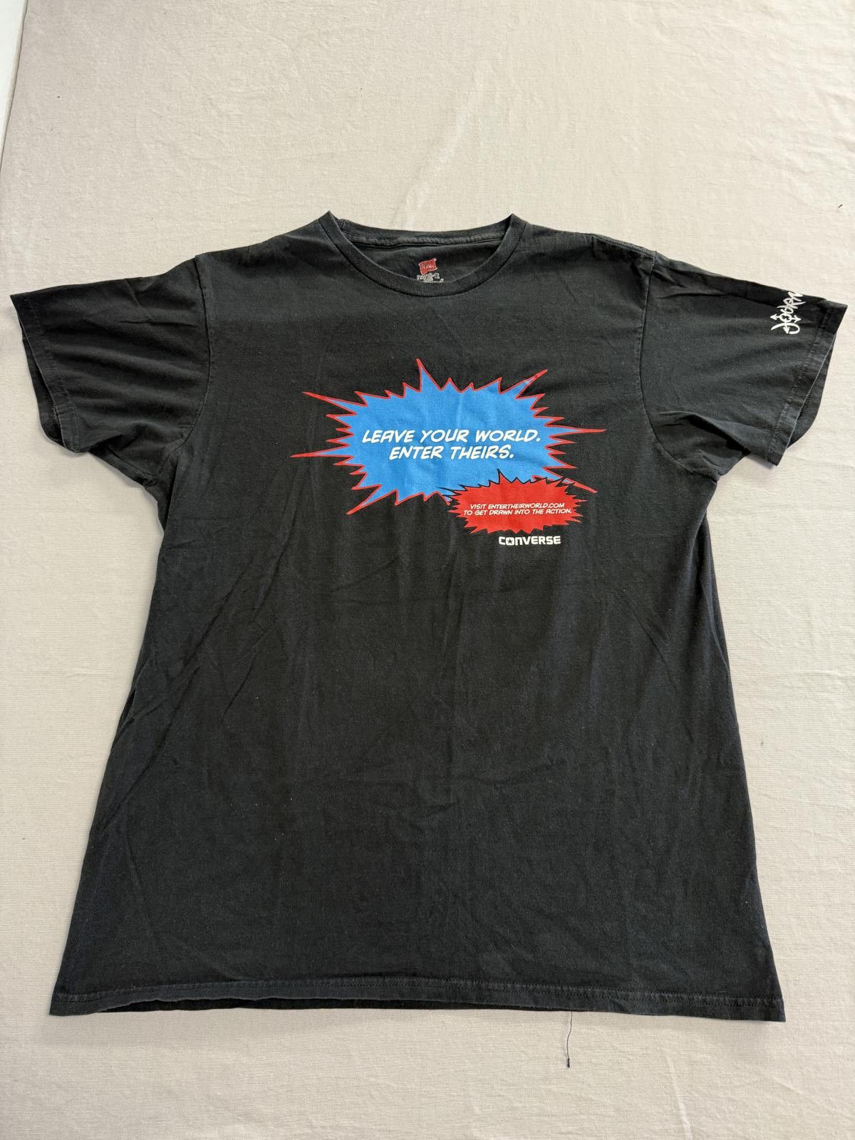 Hanes Journeys Converse Dark Knight Rises Batman Signal T-shirt Size US L / EU 52-54 / 3 - 3 Thumbnail