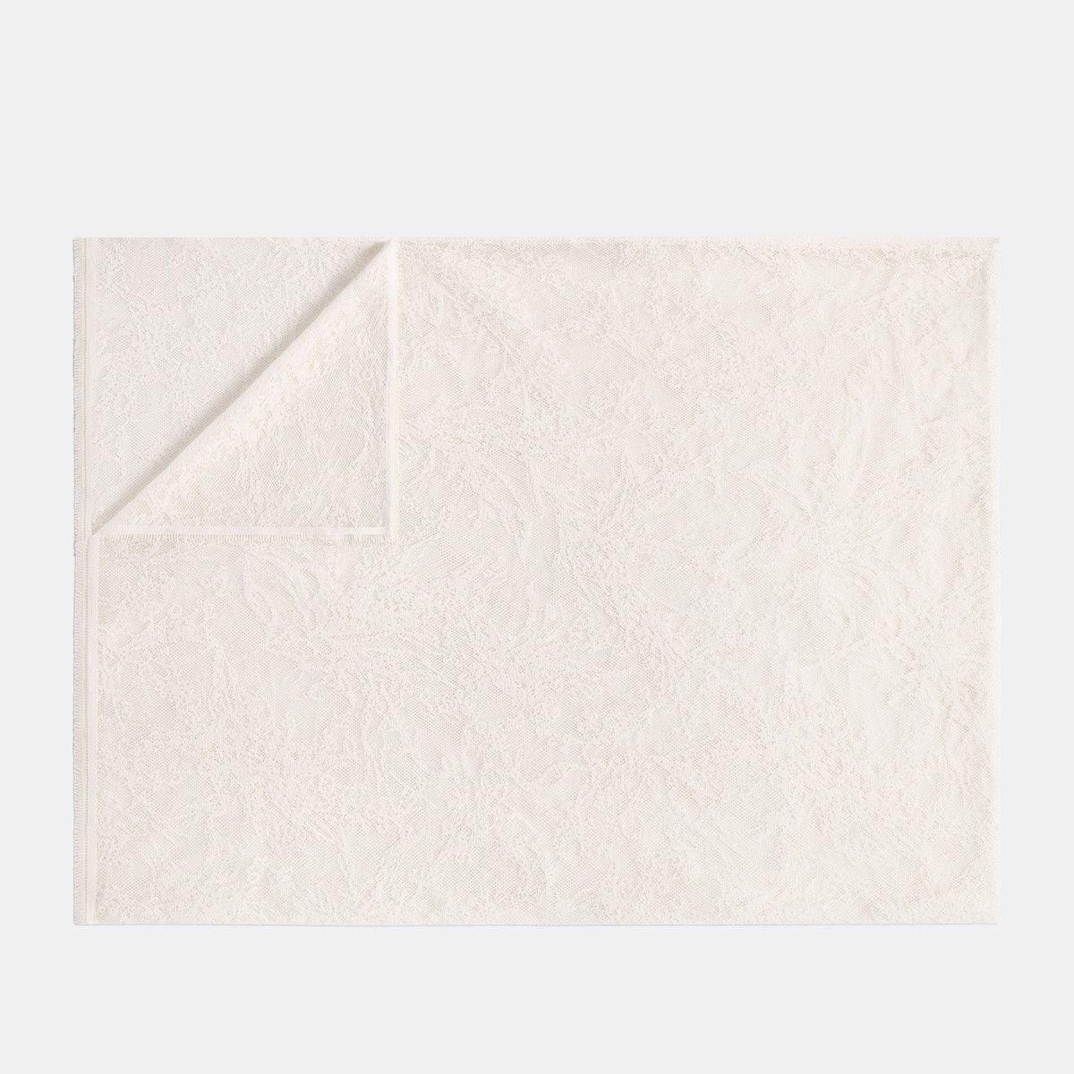 Dior o1bcso1str0226 Size:OS/Rectangular Lace Tablecloth in White Size ONE SIZE - 1 Thumbnail