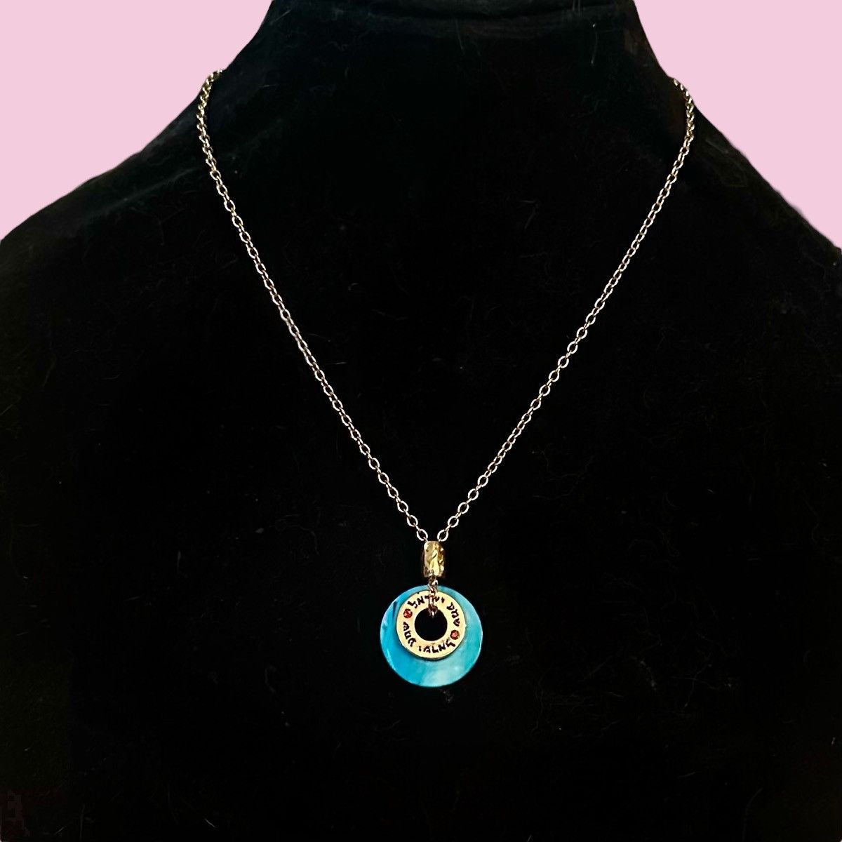 Other Gold tone abalone Hebrew pendant necklace Size ONE SIZE - 1 Thumbnail