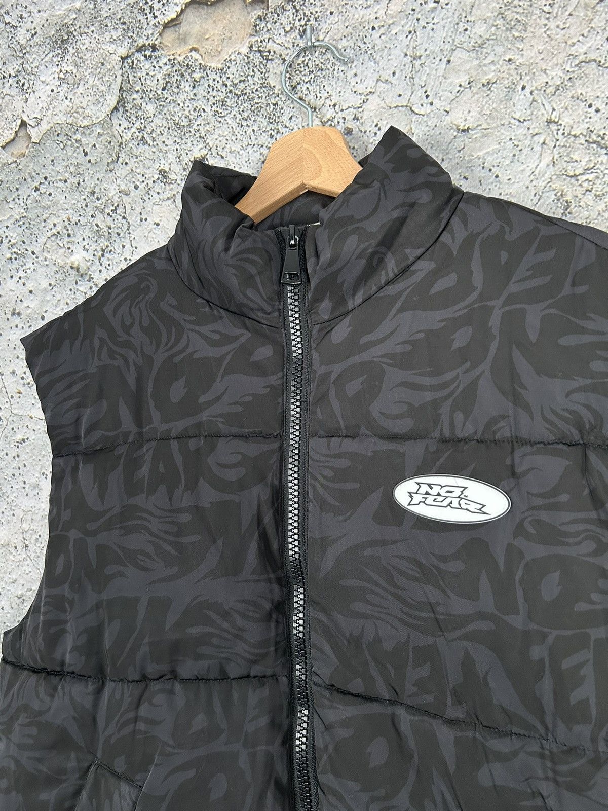 H&M Vintage No Fear x H&M Puffer Vest Streetwear Hype Skate Camo Size US S / EU 44-46 / 1 - 3 Thumbnail