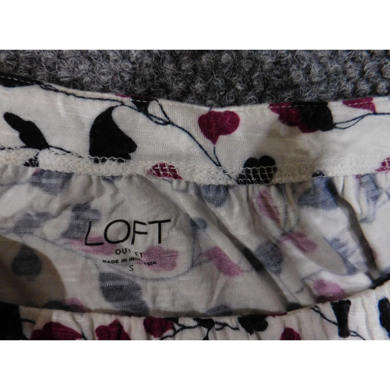 Loft LOFT OUTLET Womens Blouse Tank Sleeveless Multicolor Floral Pleated Scoop Neck Button Free Pullover Top XS? Size S / US 4 / IT 40 - 5 Thumbnail