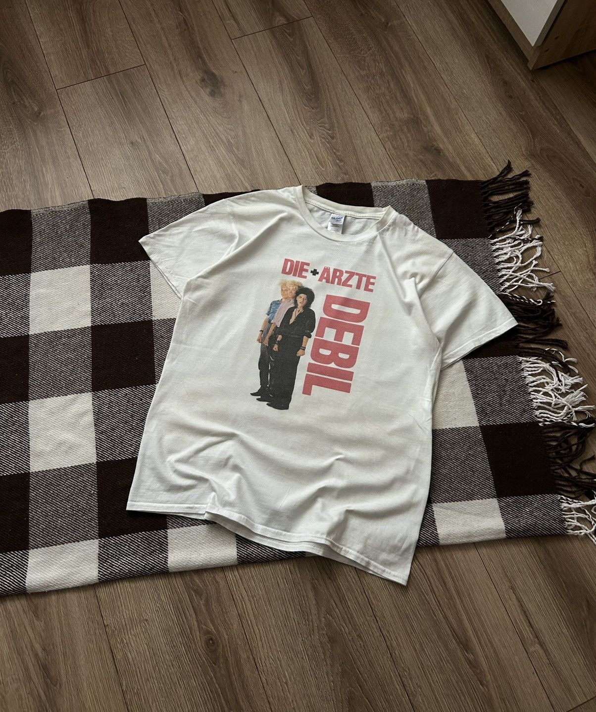 Band Tees × Vintage Vintage Debil Die + Arzte big logo shirt y2k mens rock Size US M / EU 48-50 / 2 - 1 Thumbnail