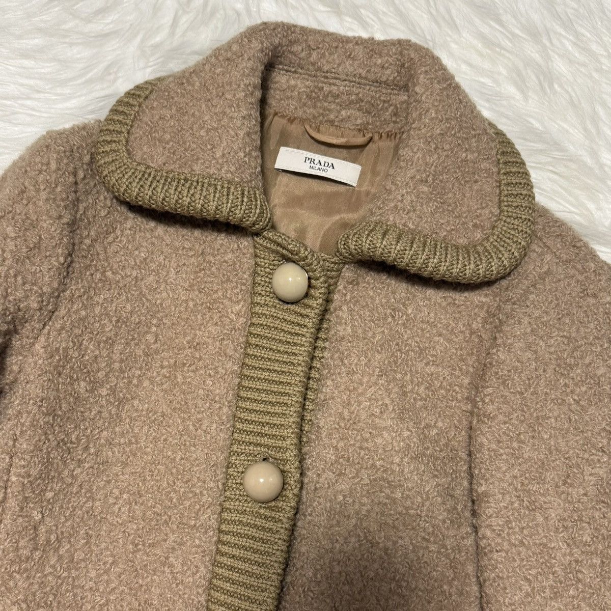 Prada Genuine Prada ribbed trim ball button knit jacket 36 beige Size XS / US 0-2 / IT 36-38 - 10 Thumbnail