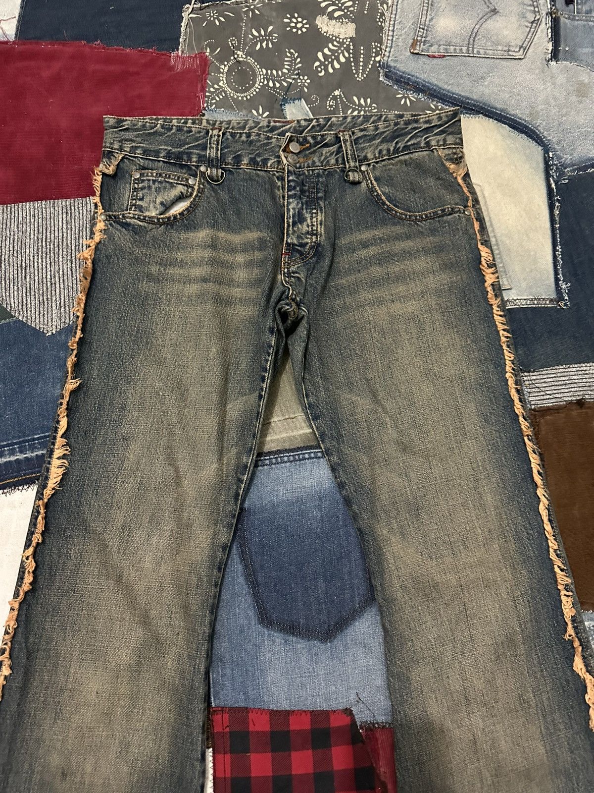 Tornado Mart Tornado Mart Distressed Denim Flared Frayed Jeans Size US 33 - 2 Thumbnail