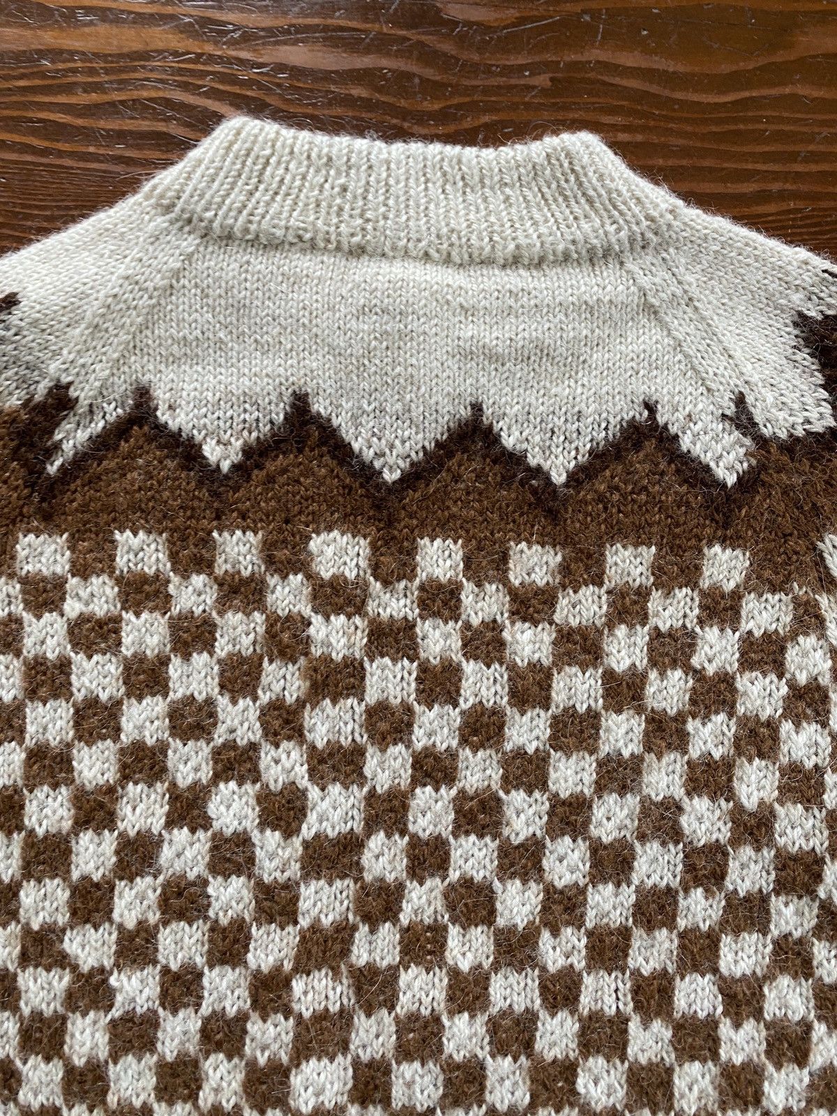 Vintage Vintage 60’s Fotrama Alpaca Wool Checkered Raglan Sweater Size US S / EU 44-46 / 1 - 9 Thumbnail
