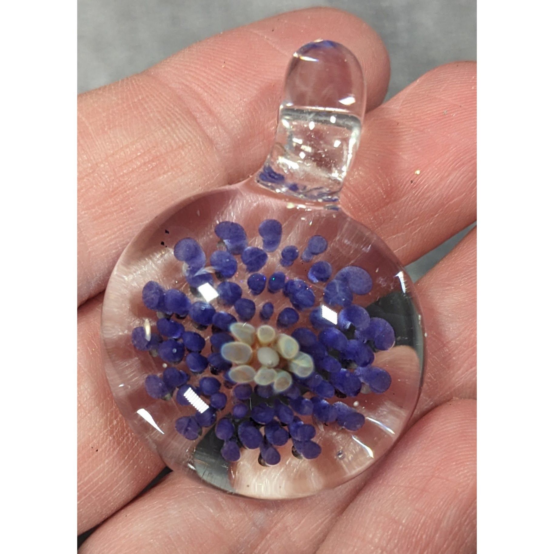 Other Floral Blue And Clear Lamp Work Glass Pendant Size ONE SIZE - 3 Thumbnail