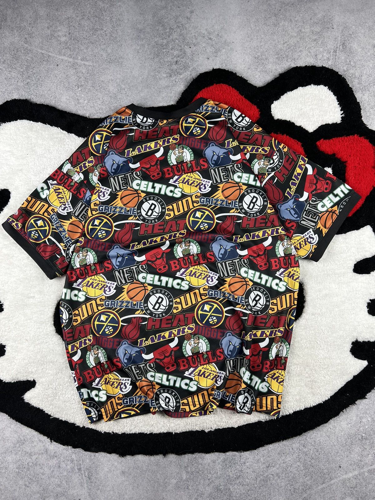 New Era NBA New Era Monogram Basketball Teams Overprinted Tee Shirt Size US M / EU 48-50 / 2 - 8 Thumbnail