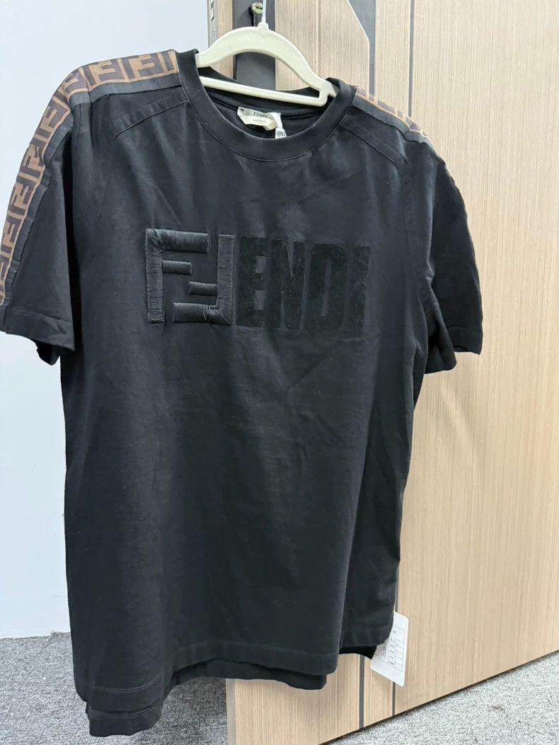 Fendi Fendi Short sleeves Size US M / EU 48-50 / 2 - 1 Thumbnail