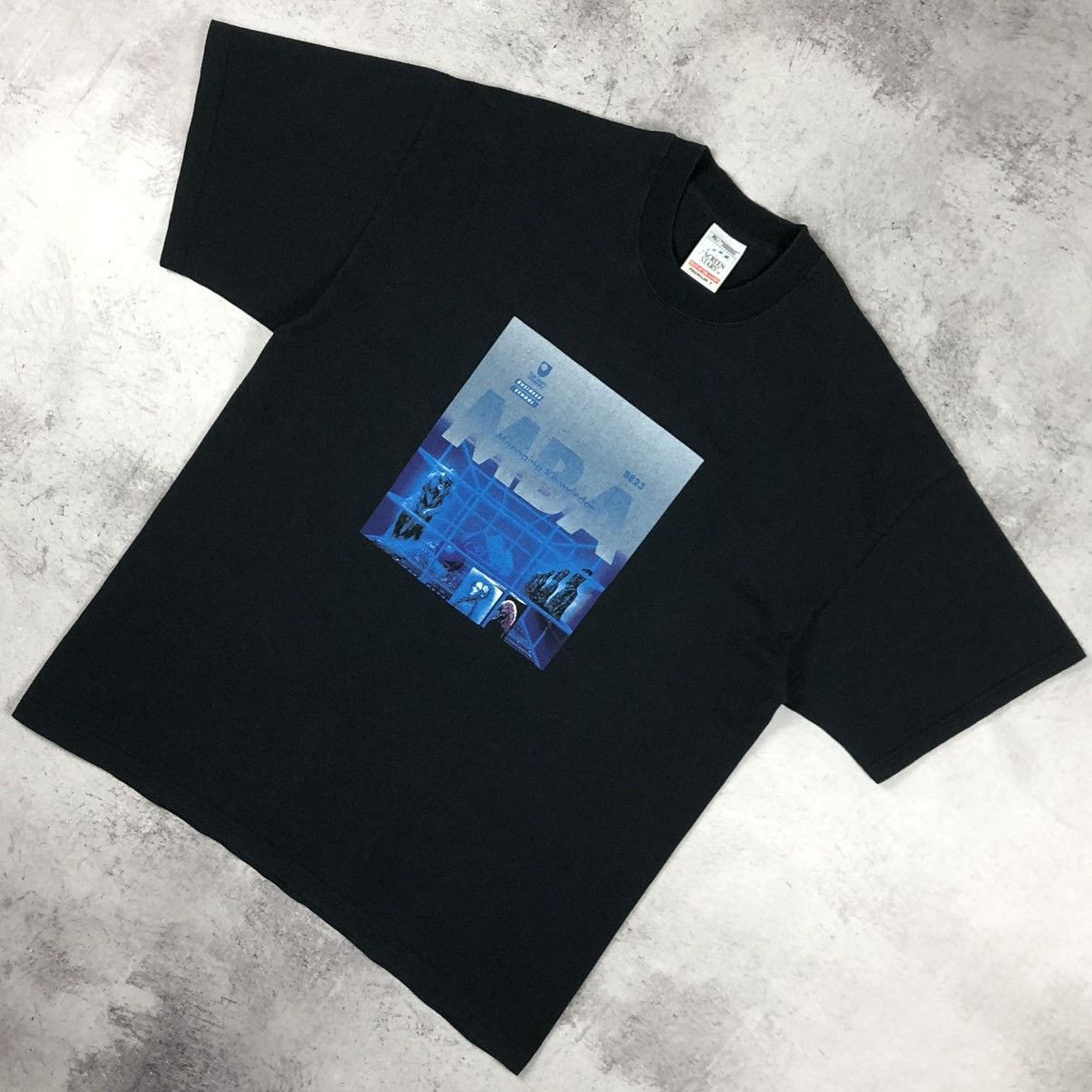 Vintage 90s MBA Managing Knowledge Grid Pyramid Cyber Graphic Tee Size US XL / EU 56 / 4 - 1 Thumbnail