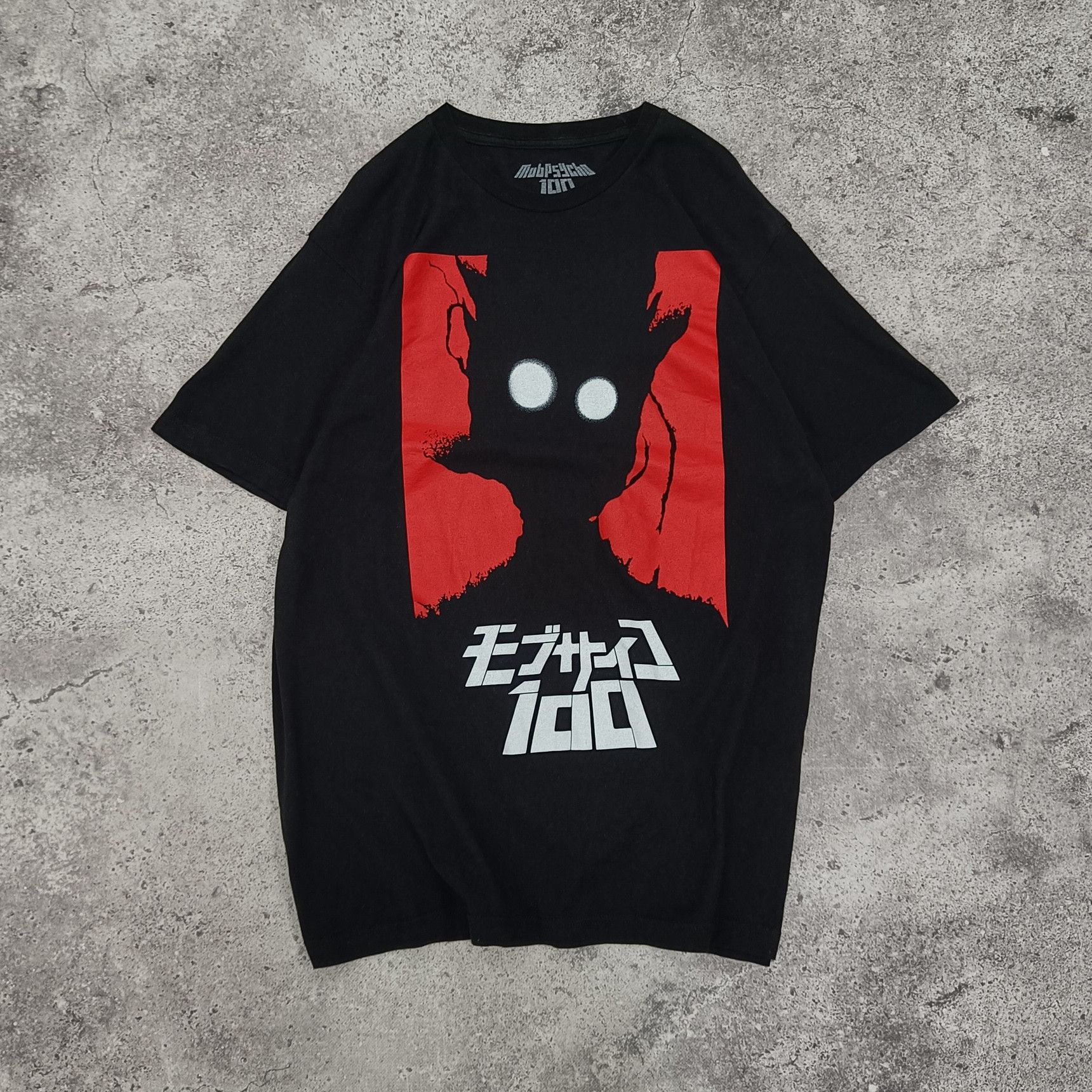 Japanese Brand Mob Psycho Anime Crunchyroll T-Shirt Black and Red Size US L / EU 52-54 / 3 - 1 Thumbnail