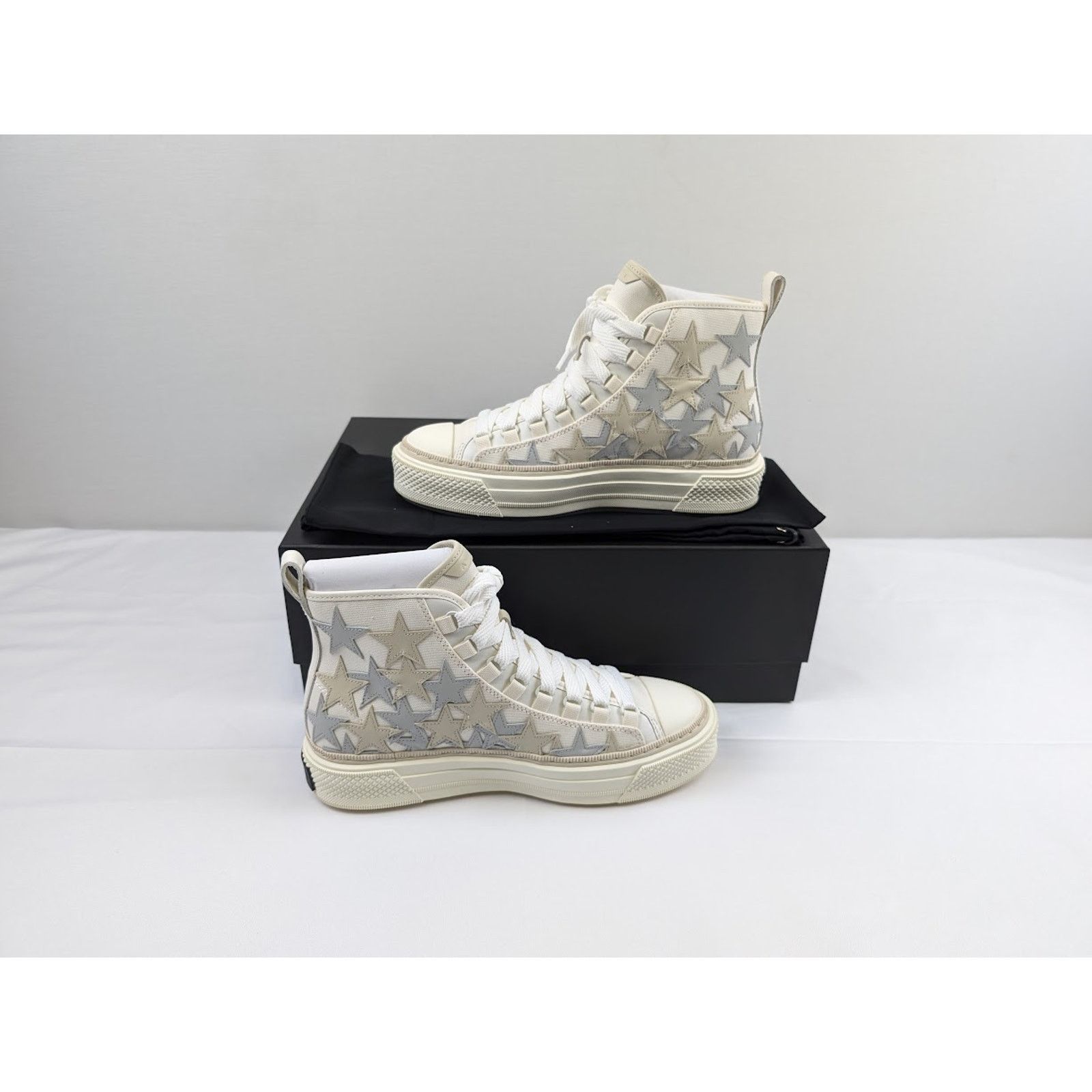 Amiri o1rshd1 Q:2 / Stars Court High-Top Sneakers in Grey / White Size US 11 / EU 44 - 19 Thumbnail