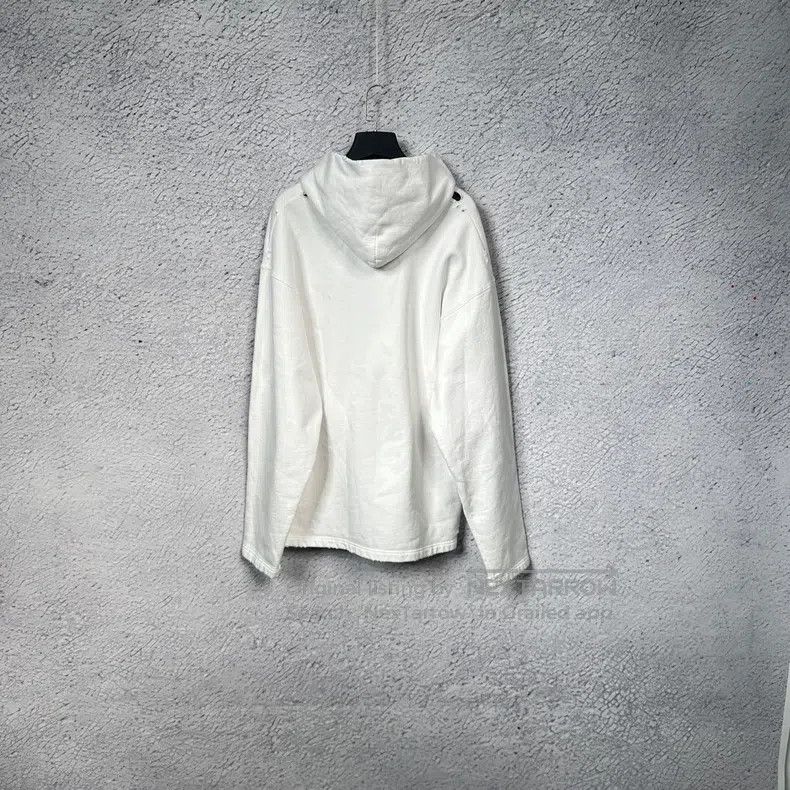 Balenciaga Balenciaga White blurred mosaic sweater Size US XS / EU 42 / 0 - 2 Thumbnail