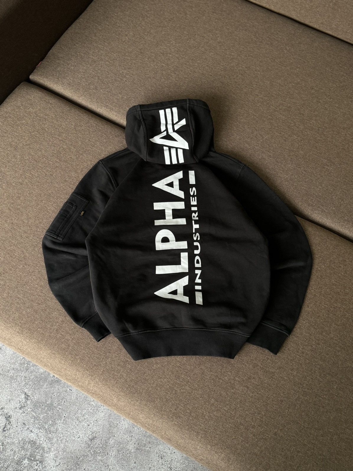 Alpha Industries Vintage Alpha Industries big logo hoodie Size US M / EU 48-50 / 2 - 4 Thumbnail