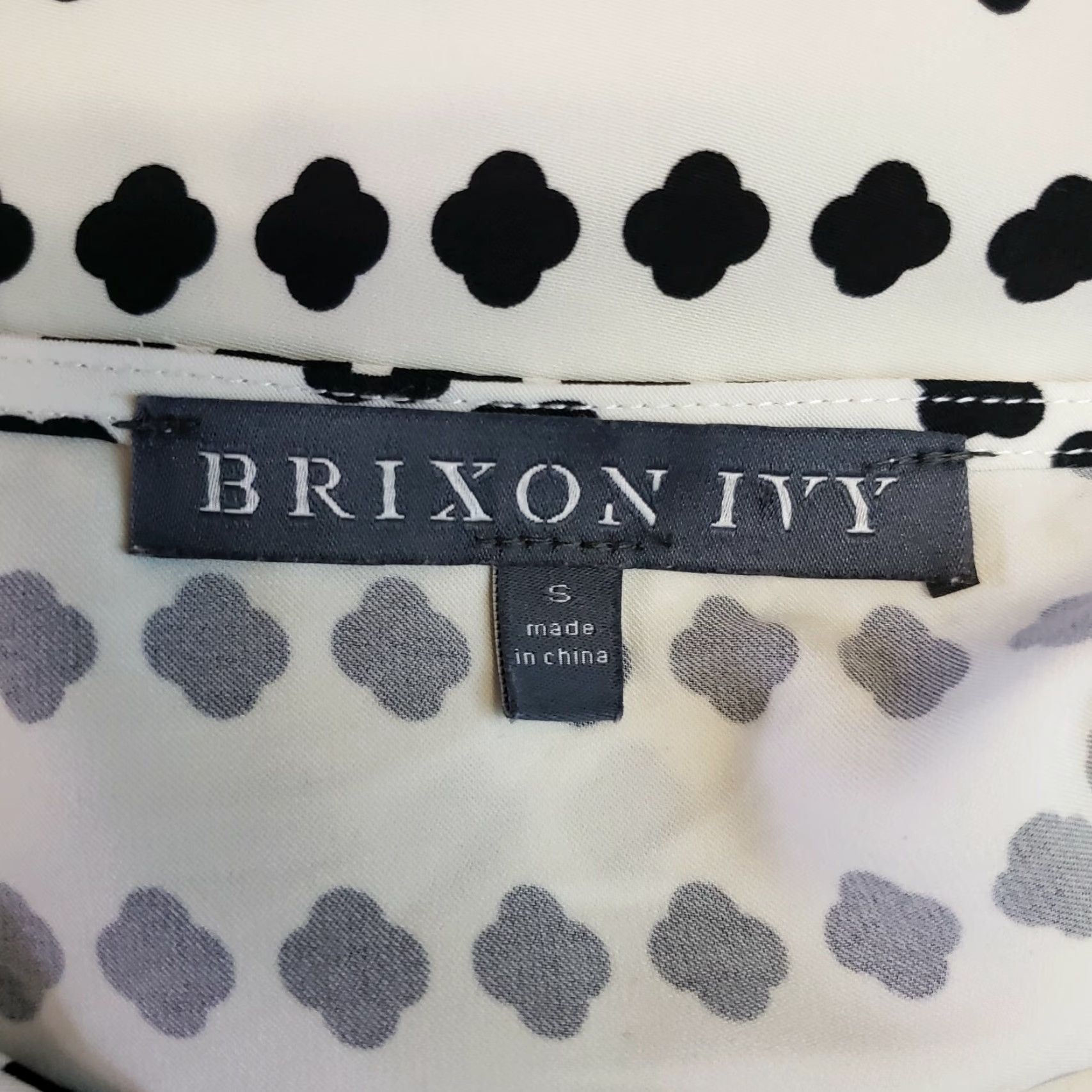 Vintage Brixon Ivy Womens Blouse Sz S 3/4 Sleeve Round Neck Black Ivy Clover Print Polyester Top Size S / US 4 / IT 40 - 5 Thumbnail