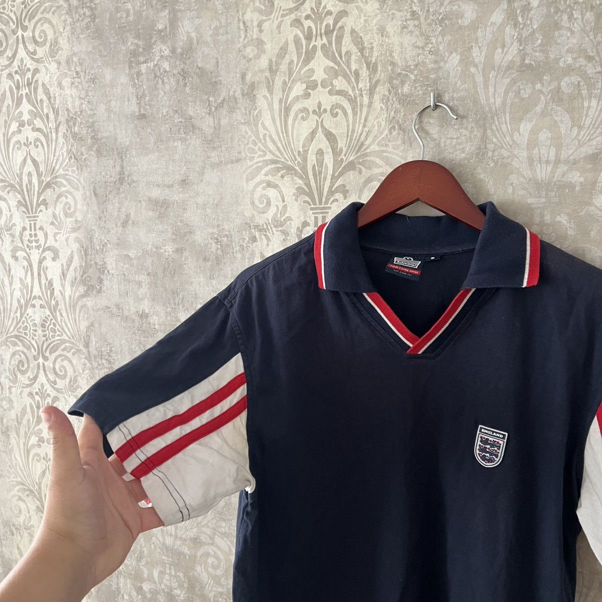 Vintage Vintage Admiral England Polo Shirt Football soccer Size US S / EU 44-46 / 1 - 6 Thumbnail