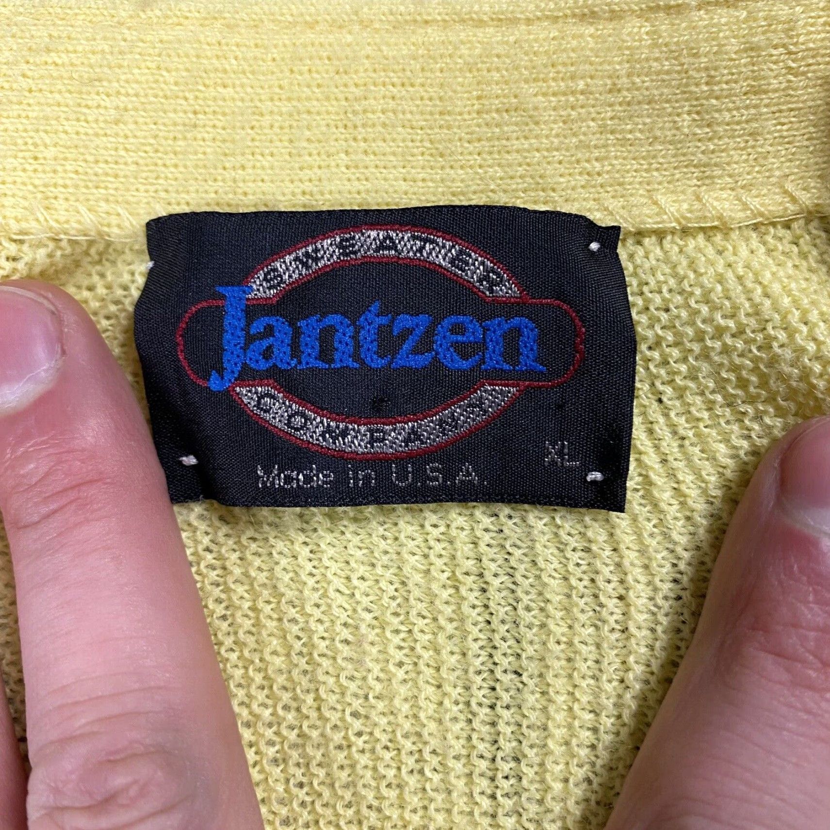 Jantzen VINTAGE Jantzen Cardigan Sweater Men's XL Yellow Acrylic Made in USA 80s Cardigan Mens XL Yellow 80s USA Jantzen Cardigan Size US XL / EU 56 / 4 - 2 Thumbnail